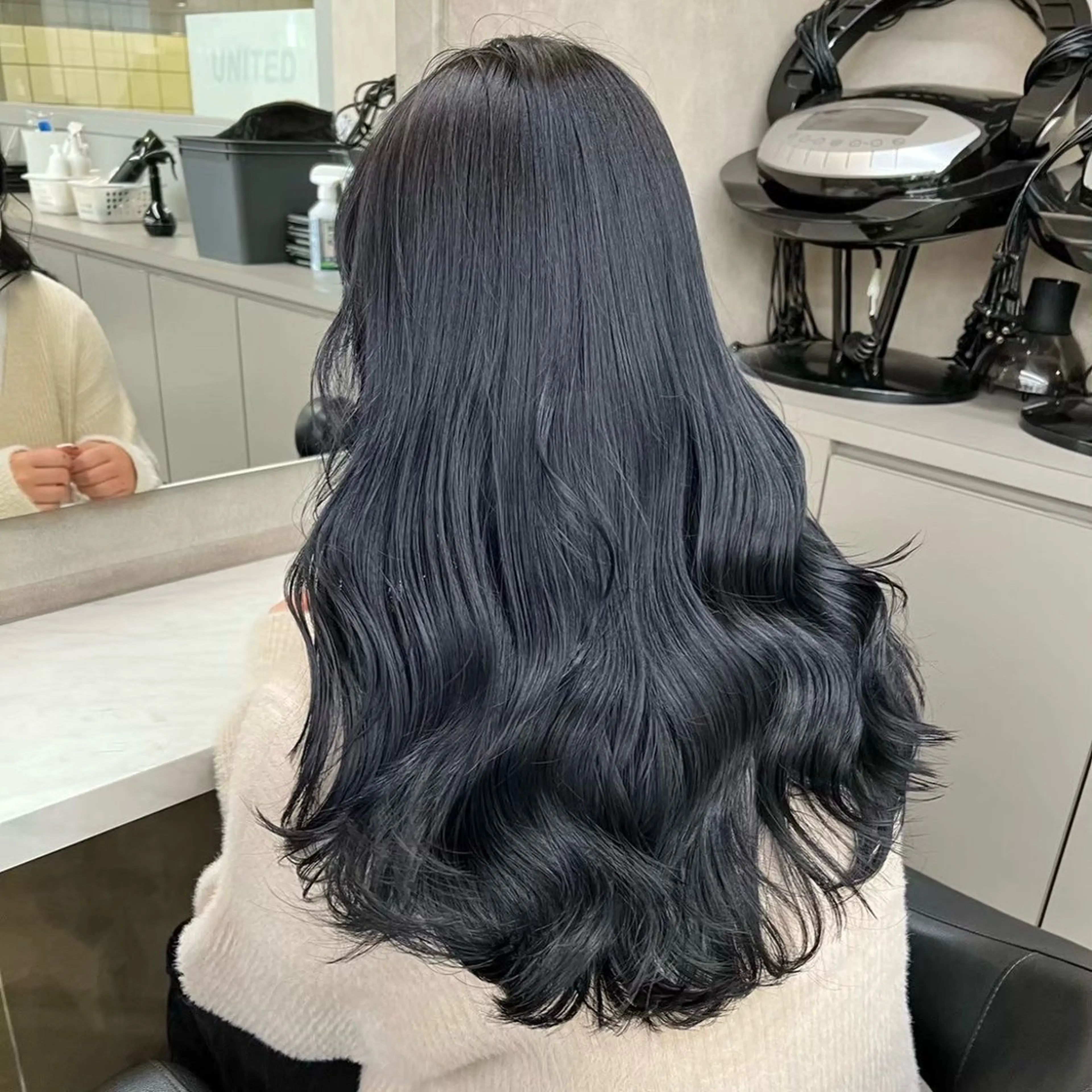 ロング カラー 韓国風艶髪🎀 暖色カラー🤍のヘアスタイル