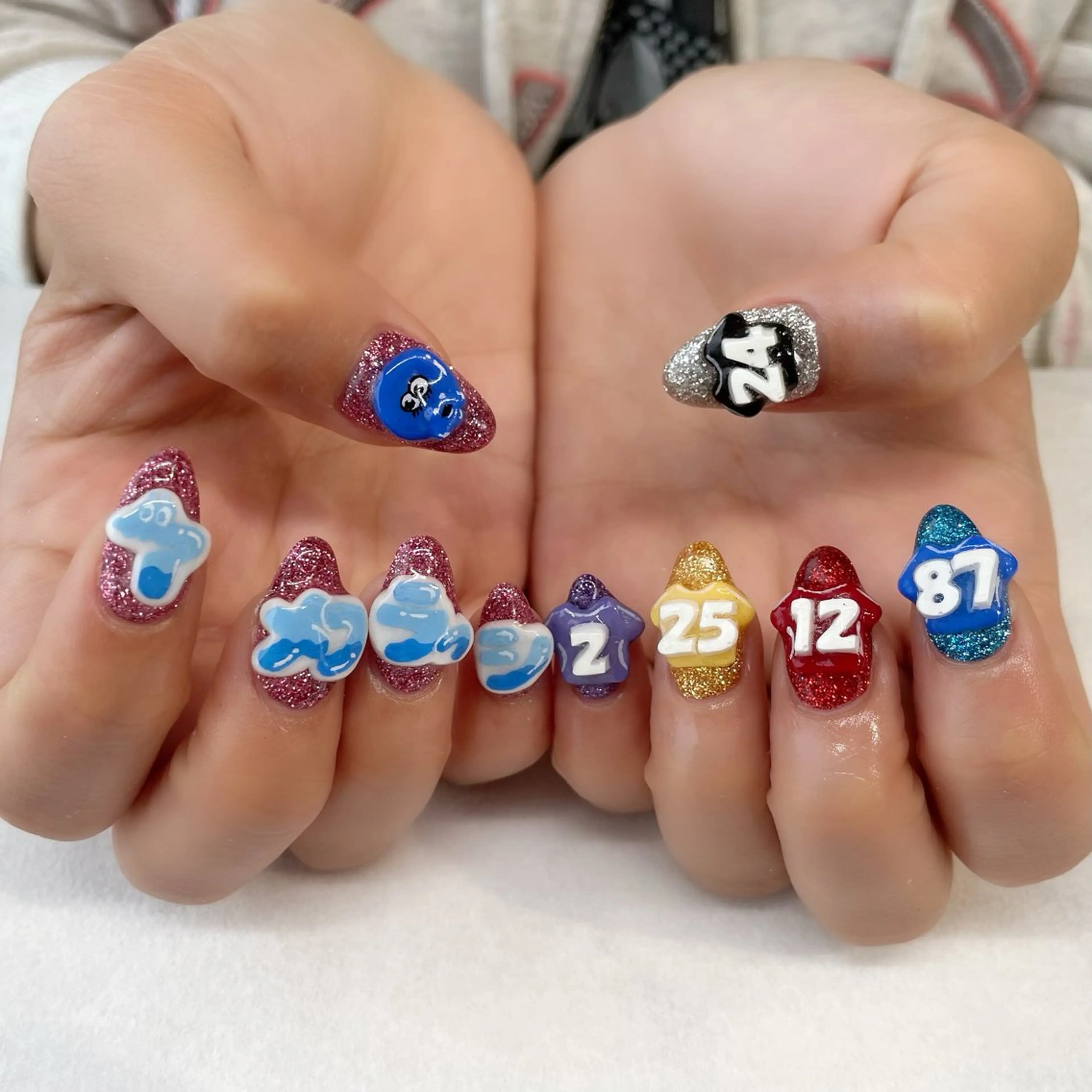 ネイル ハンドネイル 💎🐰 saki. m 🐰💎のネイルデザイン