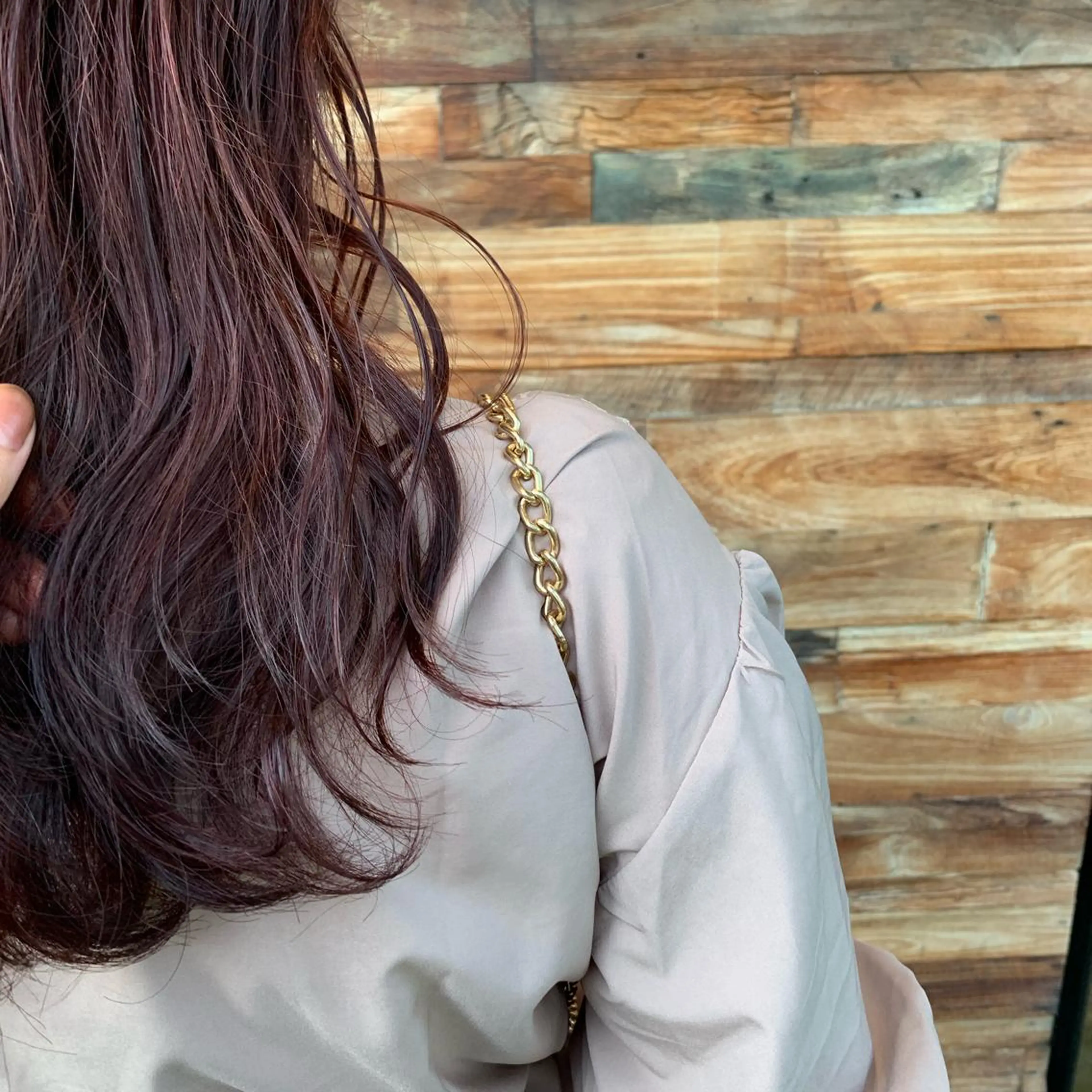 ロング カラー ピンクカラー レッドカラー 中村 友香のヘアスタイル