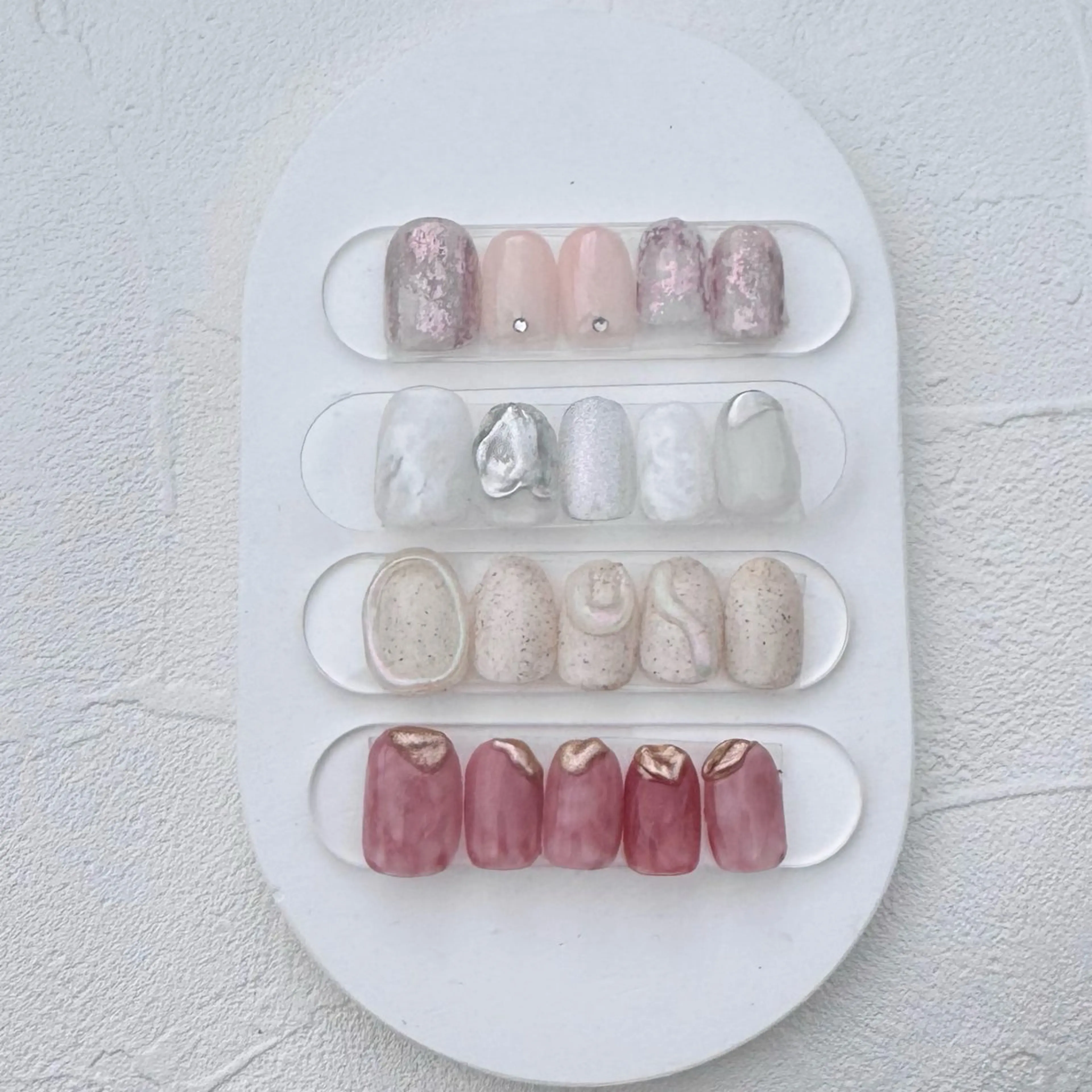 ネイル ニュアンスネイル RIEKO🍒 ワンホン♡推しネイルのネイルデザイン