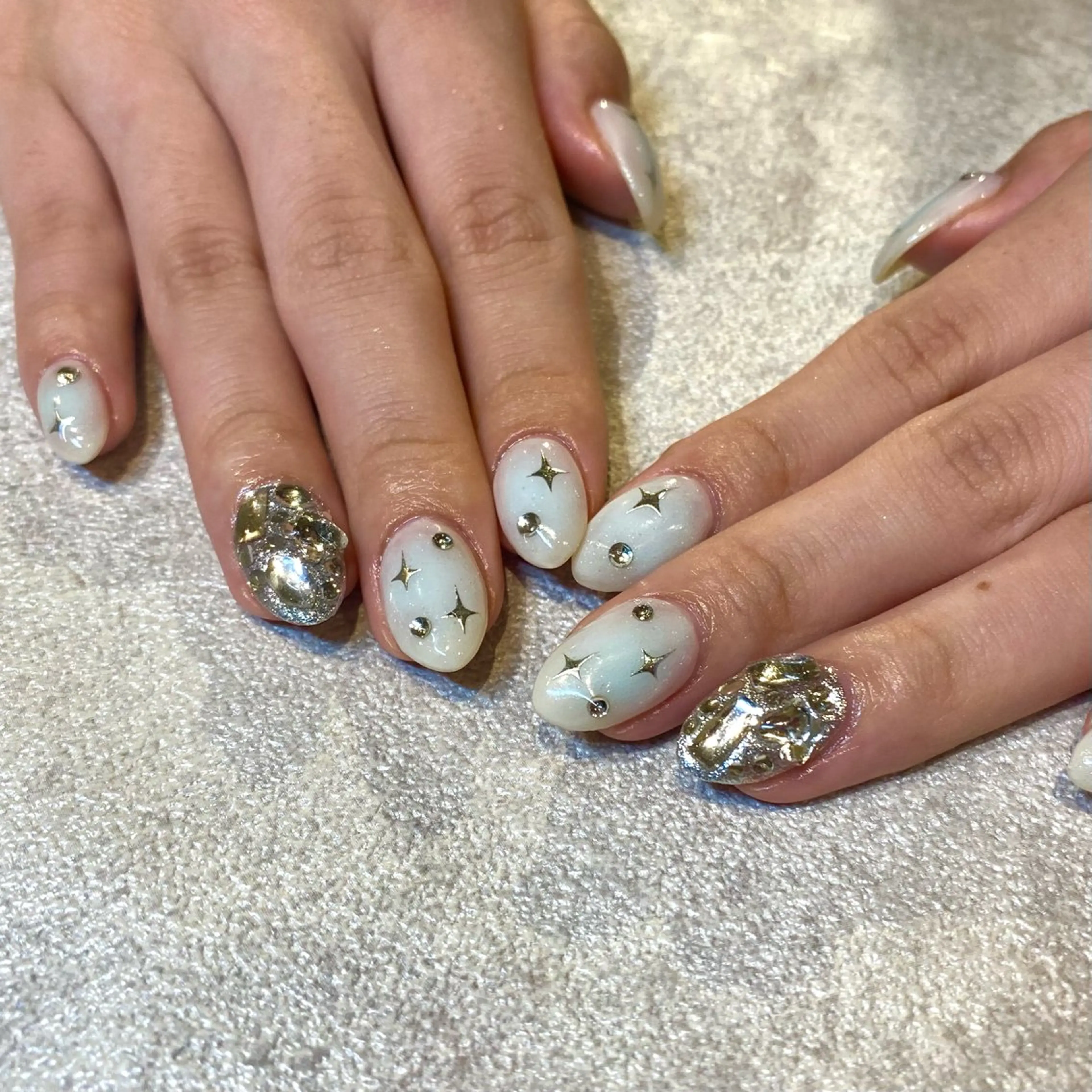 ネイル キラキラネイル MAHO W 【深江橋店】のネイルデザイン