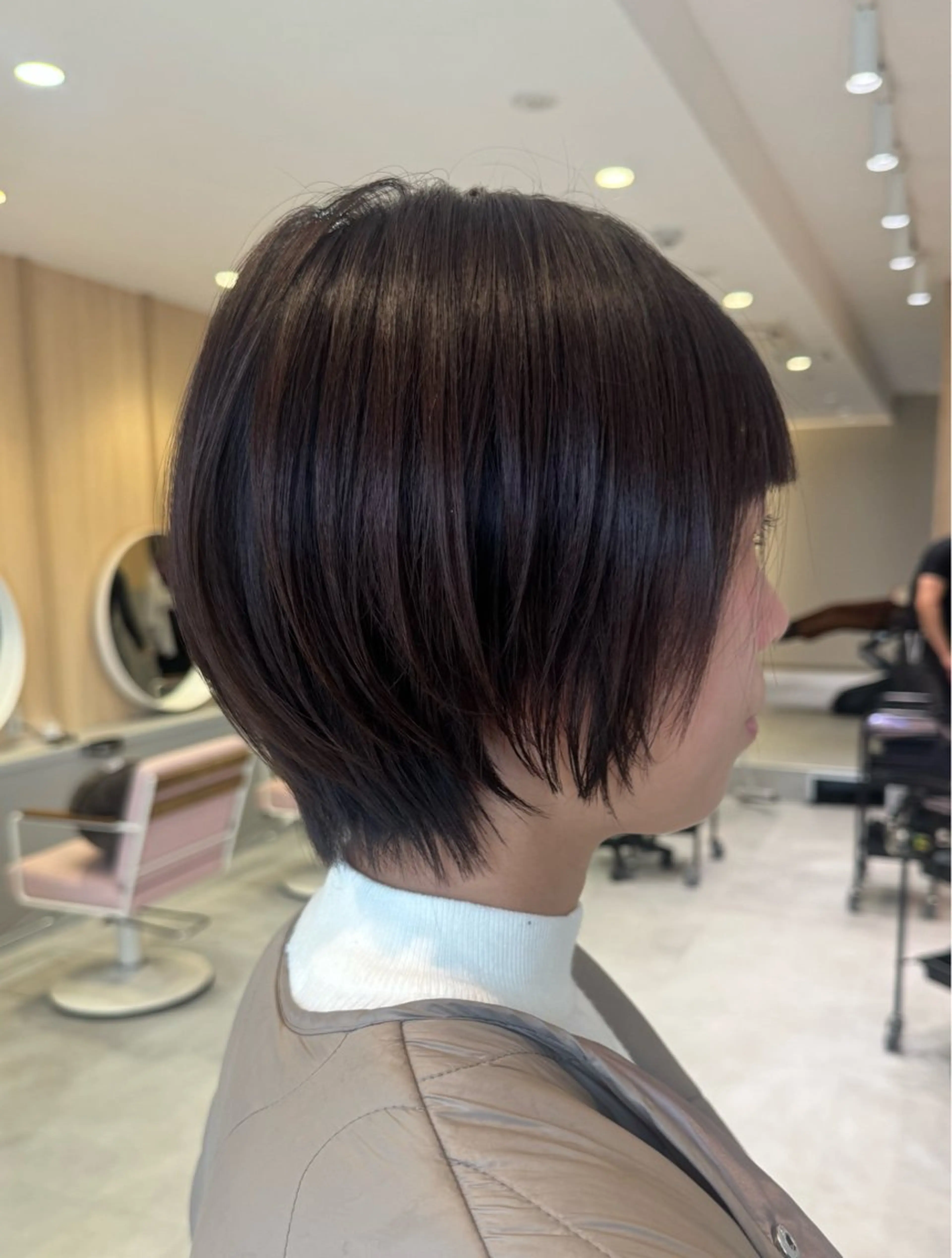 ショート カラー カット ヘアカラー トリートメント 𝘀𝗮𝗲 ⑅*/ 艶髪/ショートボブのヘアスタイル