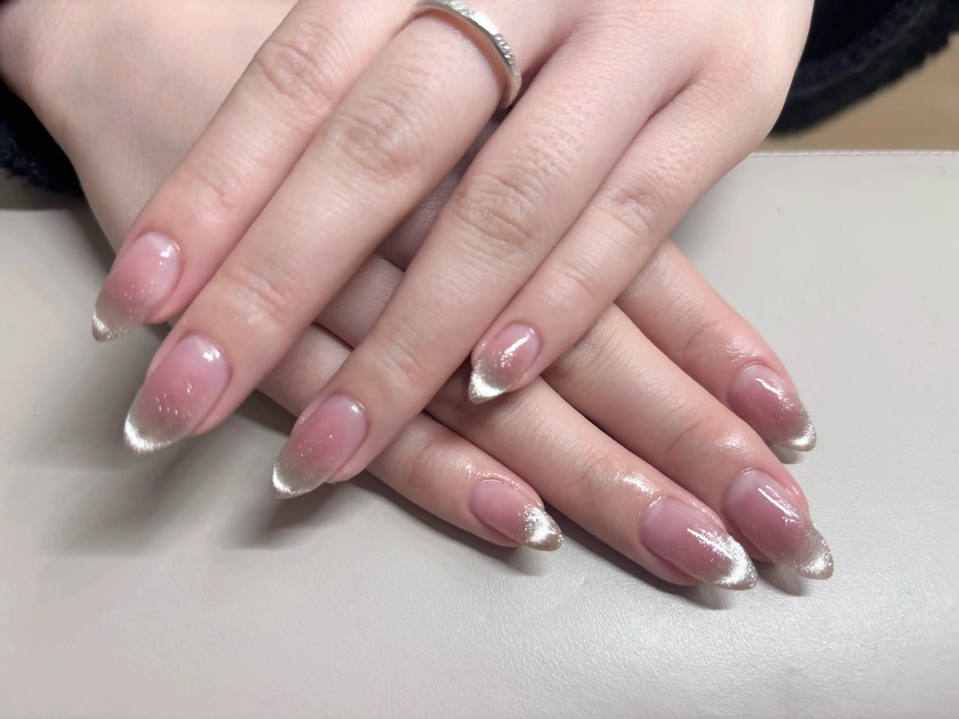 ネイル チークネイル フレンチネイル マグネットネイル マグネットフレンチ REY所属・REY Mioのネイルデザイン