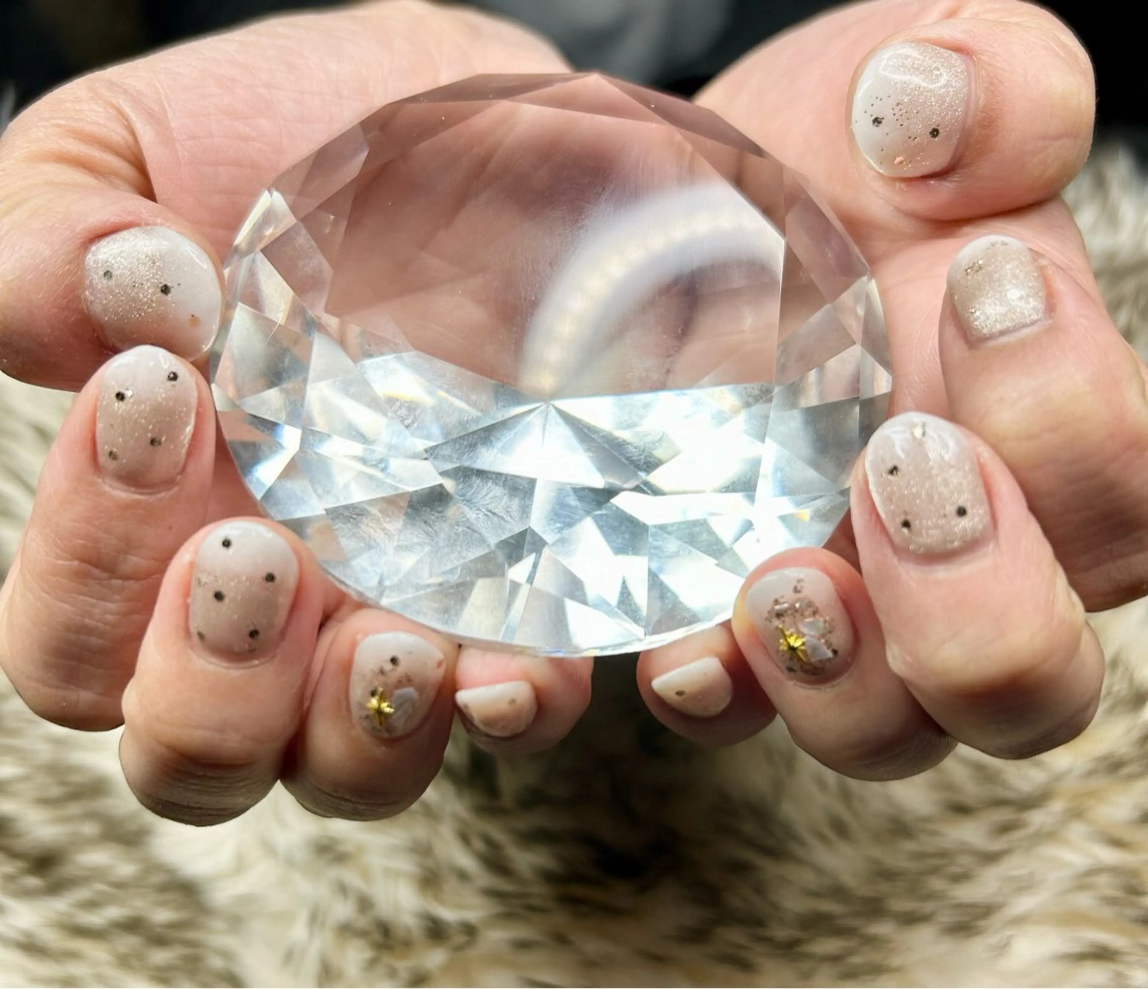 ネイル nailroom HARU.のネイルデザイン