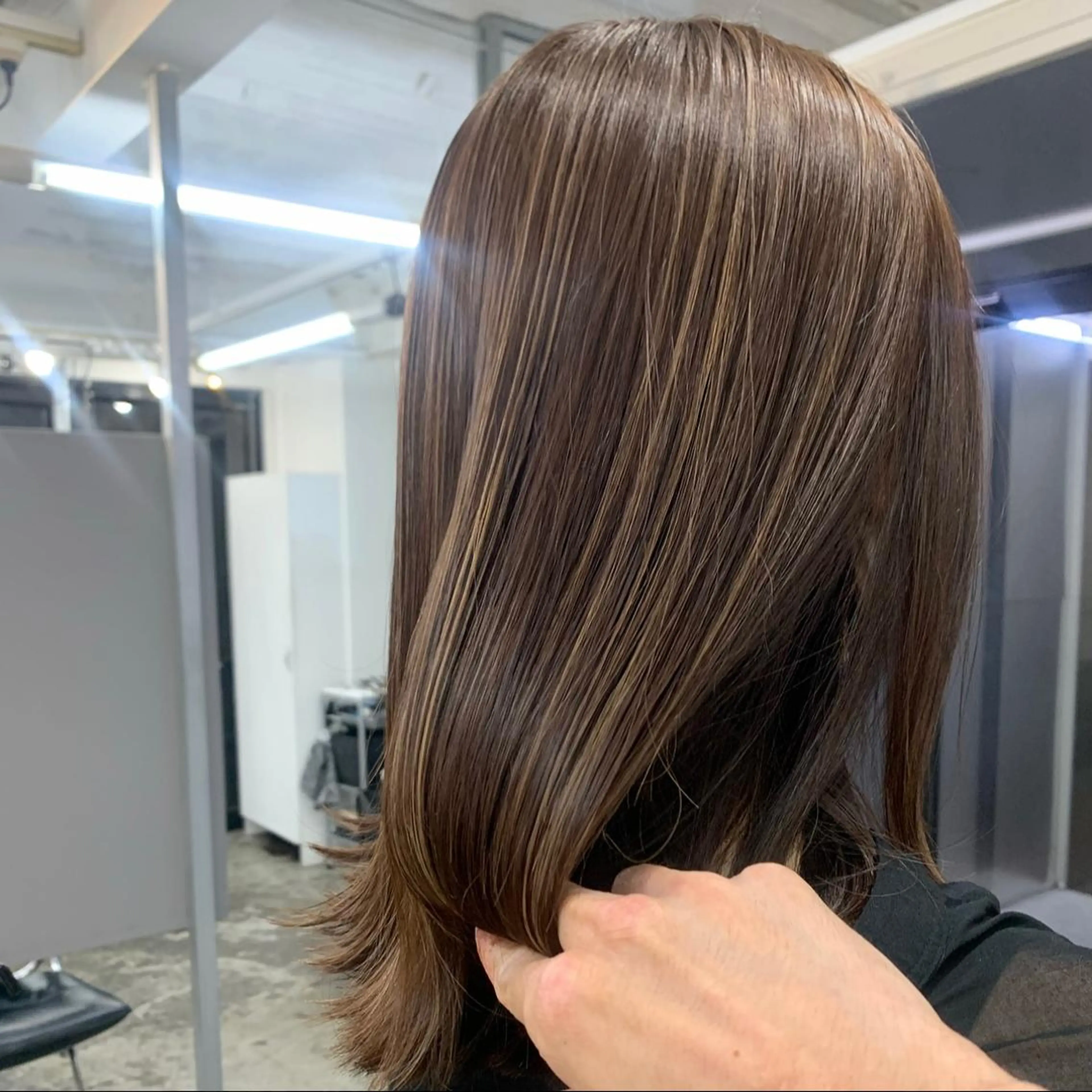 ミディアム カラー ヘアアレンジ ヘアカラー トリートメント ヘアセット ハイトーン/美髪矯正 🍃大江拓実のヘアスタイル