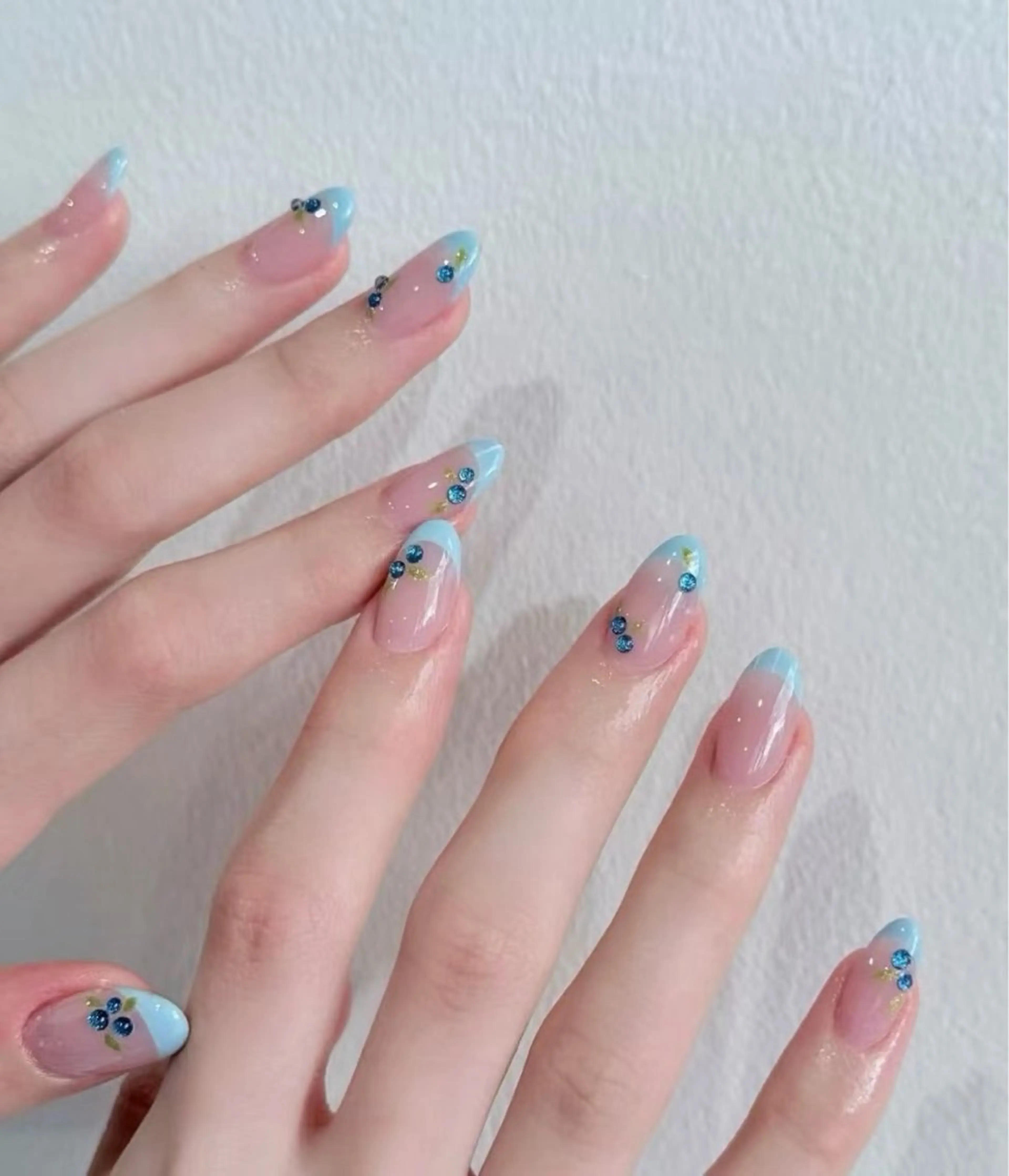 ネイル MoonNail ユリ🌸のネイルデザイン