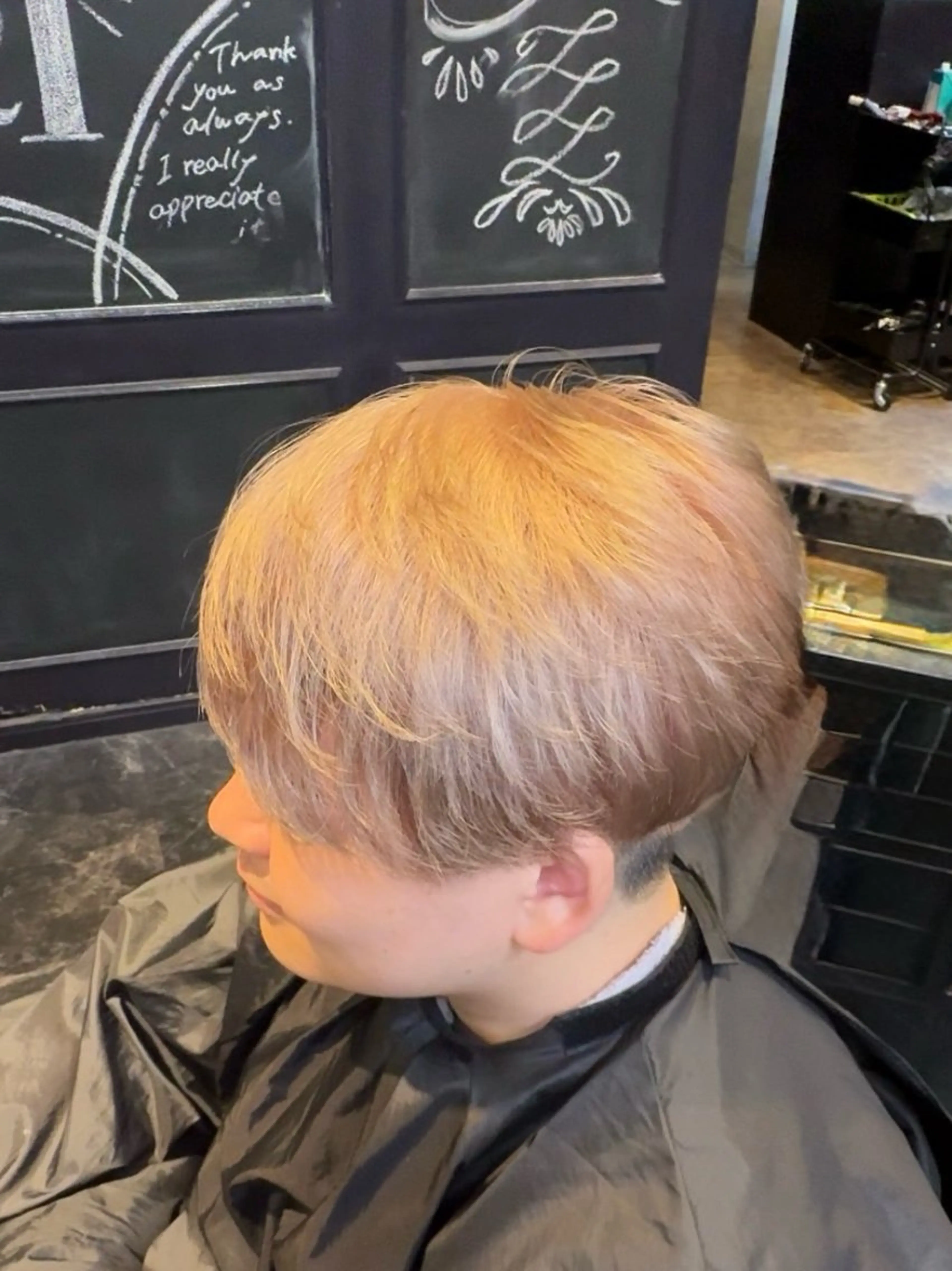 ショート カラー キッズ ベージュカラー ブリーチ ホワイトベージュ カット ヘアカラー 店長 ハイトーン× 髪質改善/舘野 涼太のヘアスタイル
