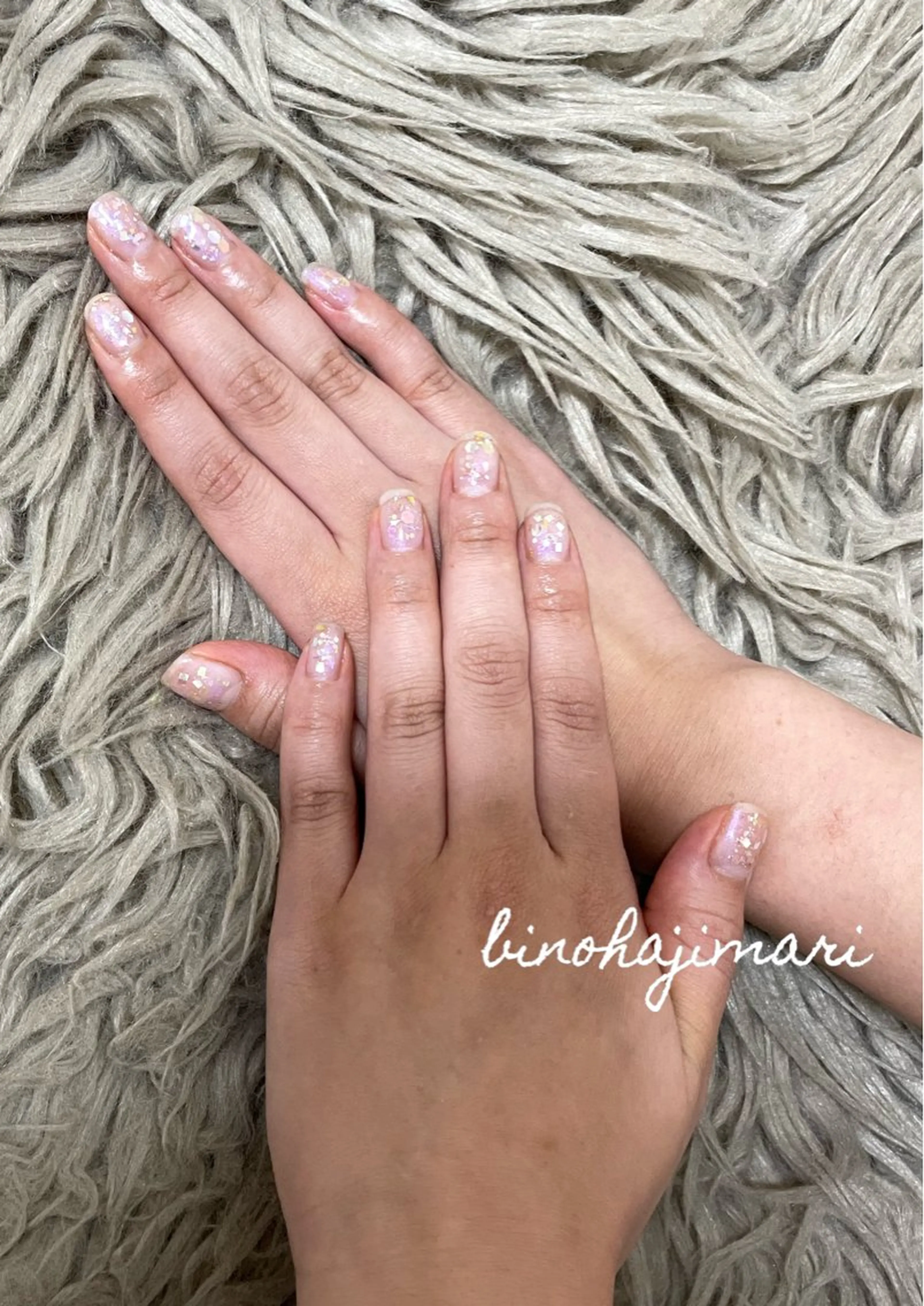 ネイル アートネイル オーロラネイル フラッシュネイル ラメ(グリッター) スクエアネイル ハンドネイル ハンドケア ♡Bivi♡自爪に 優しいネイルサロンのネイルデザイン