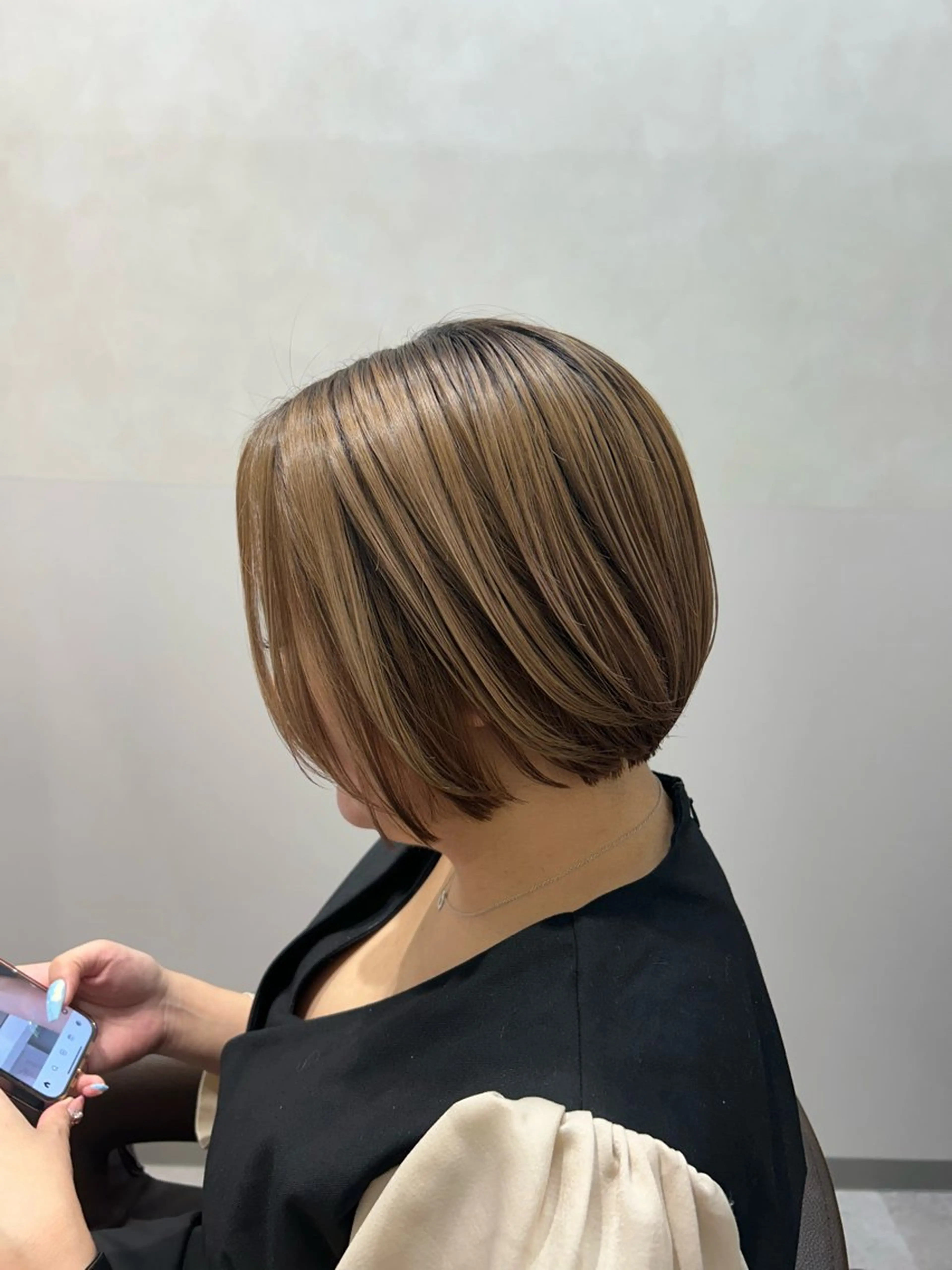 ショート ショートボブ ボブ レイヤーカット ショートヘア カット トリートメント SALOWIN栄 三丁目 木戸里実のヘアスタイル