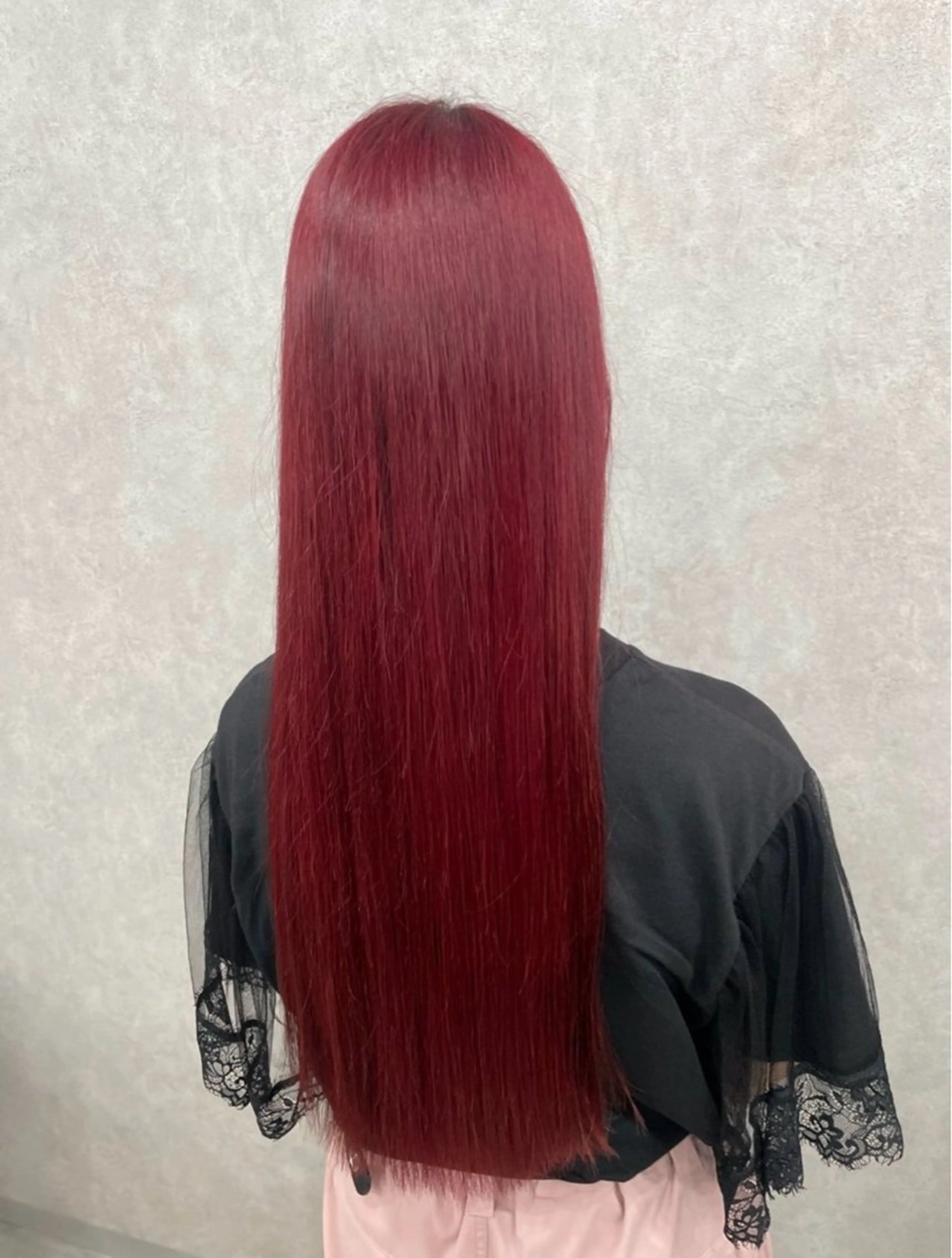 ロング カラー ヘアカラー トリートメント 佐藤 琴海のヘアスタイル