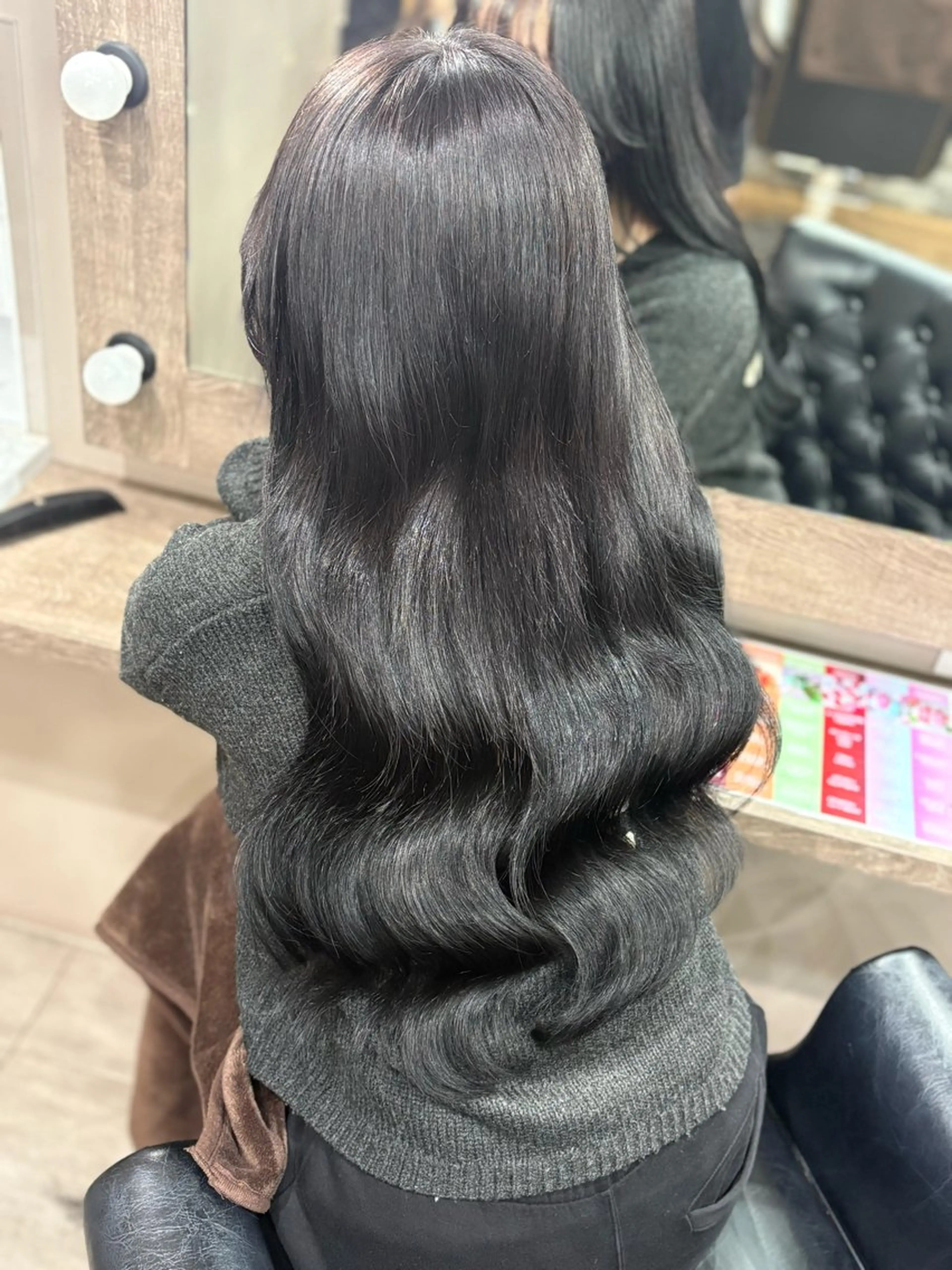 ロング ヘアカラー エクステ 横浜lapis amaneのヘアスタイル