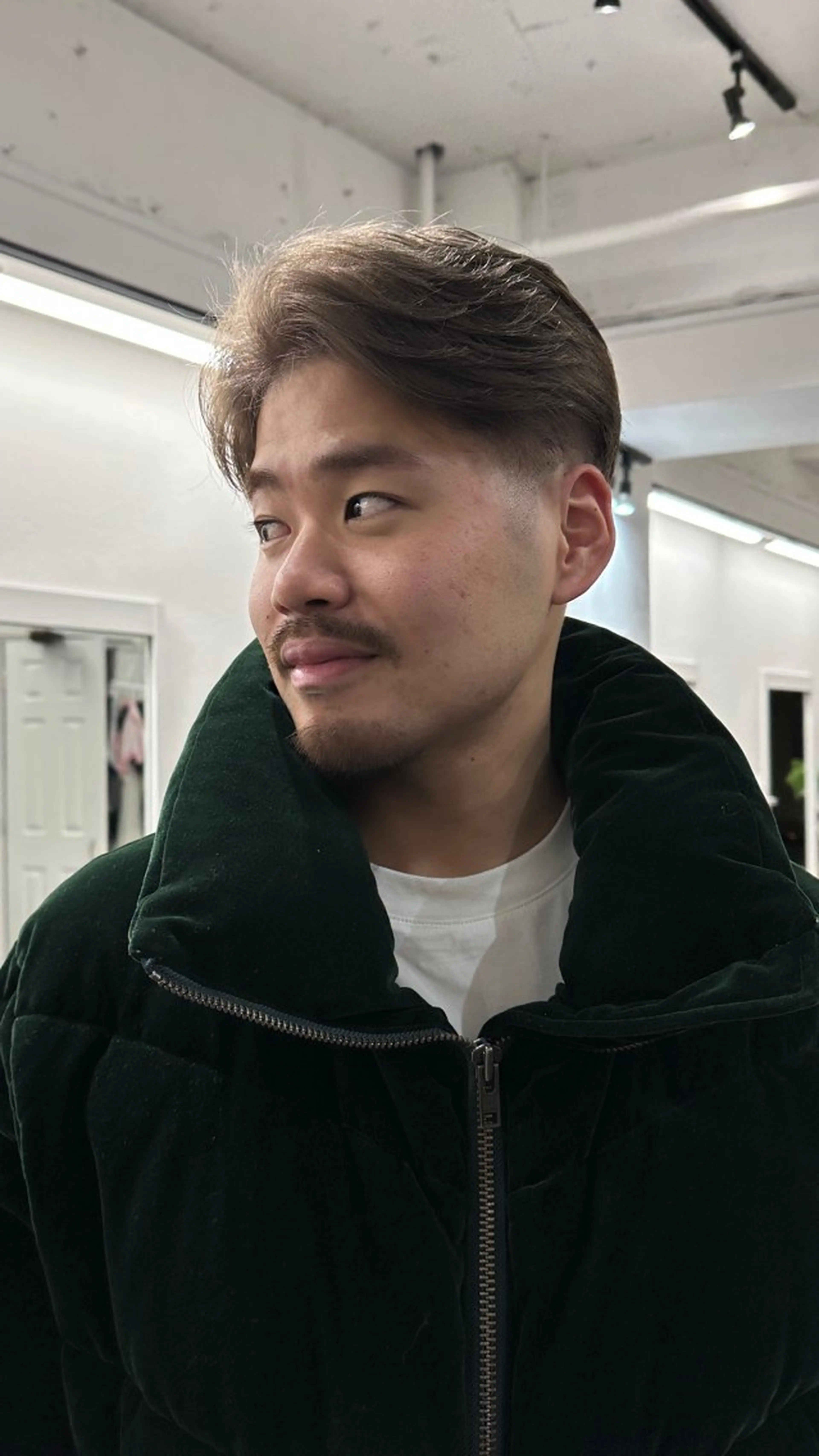 ショート カラー パーマ ヘアカラー トリートメント YUNA⭐️ MEN’Sのヘアスタイル