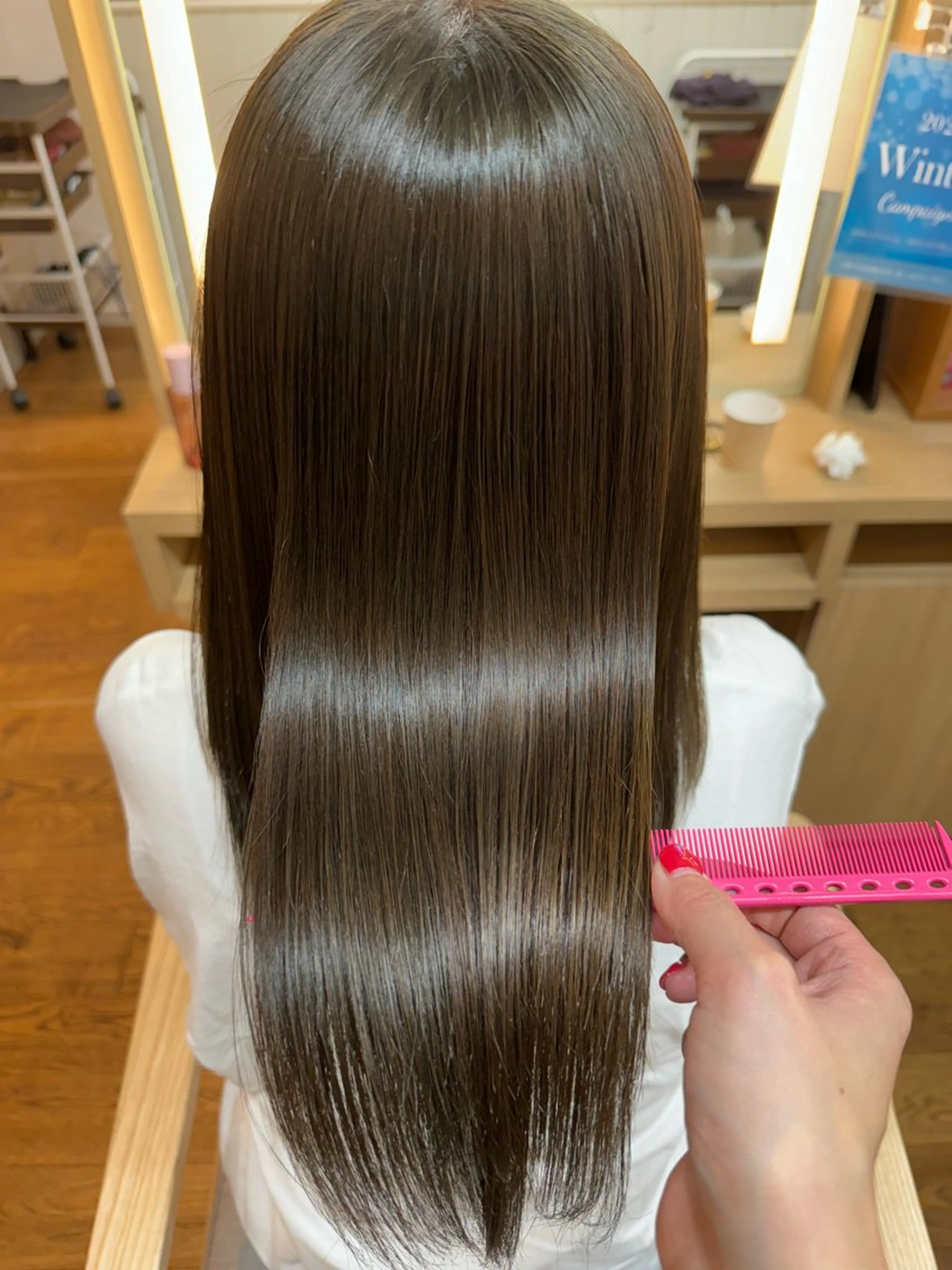 セミロング 髪質改善/縮毛矯正✨ 白石ゆいのヘアスタイル