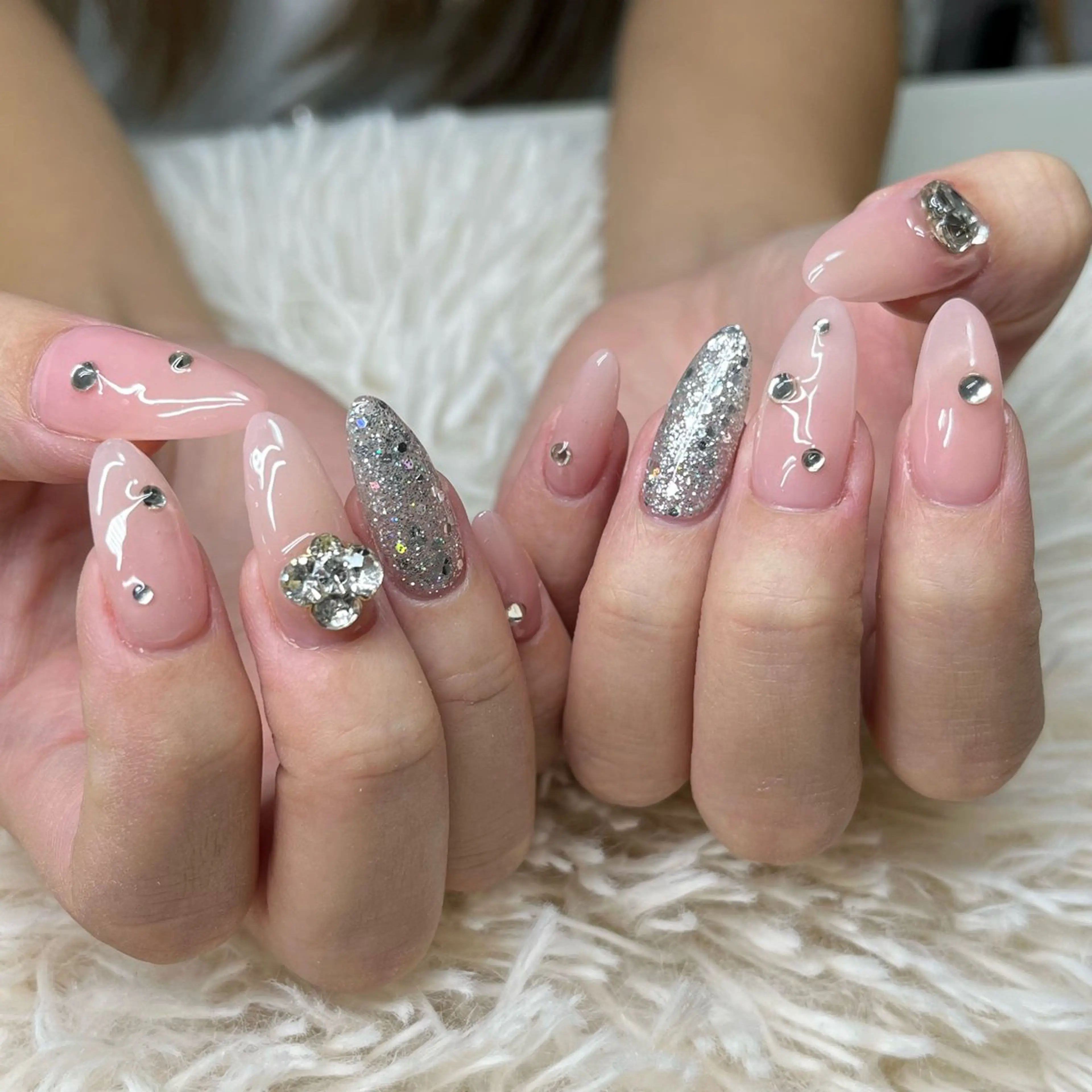 ネイル アートネイル キラキラネイル 韓国ネイル ラメ(グリッター) ロングネイル 🐕‍🦺Yappy 💗A-tanのネイルデザイン