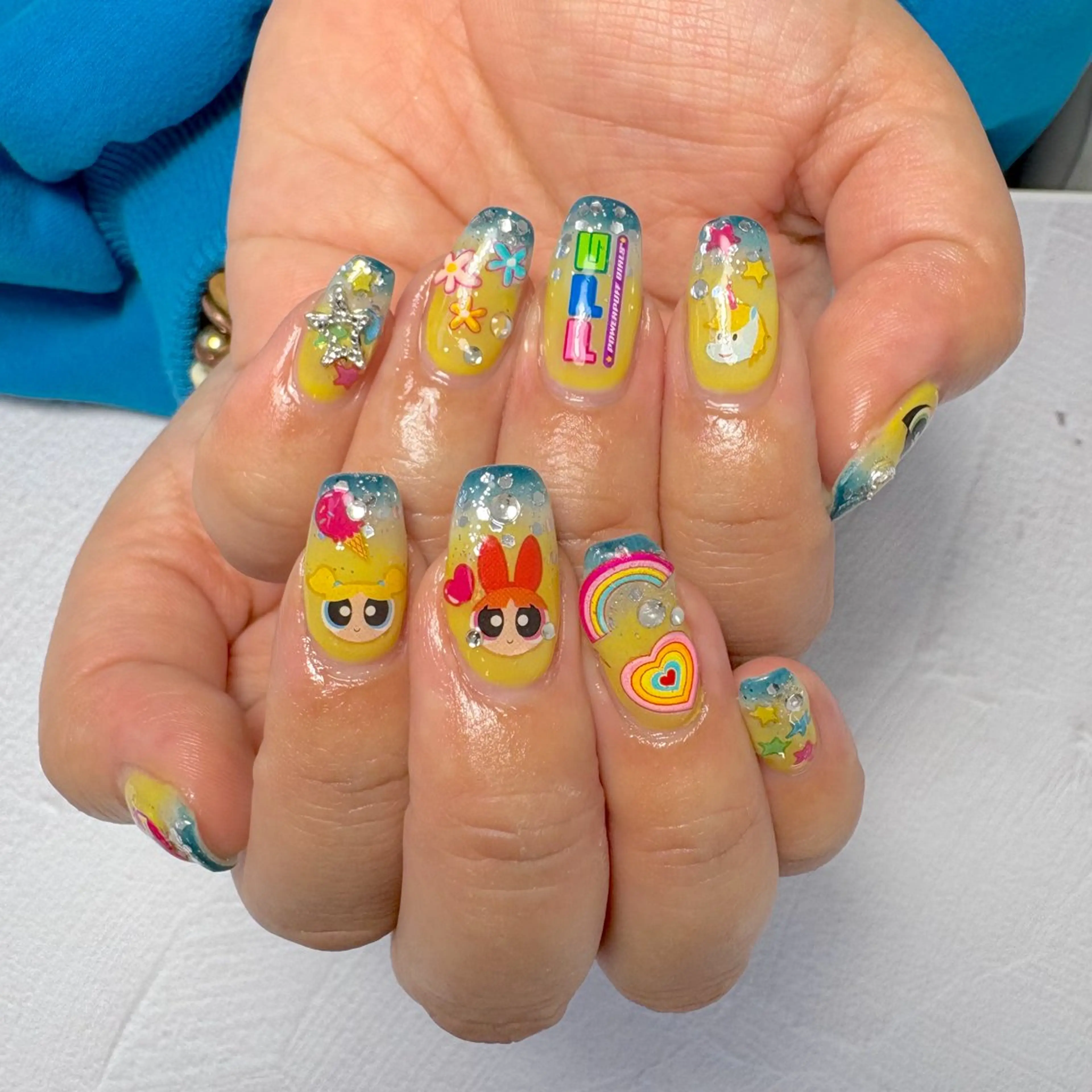 ネイル グラデーション ハンドネイル Nail Salon noiのネイルデザイン