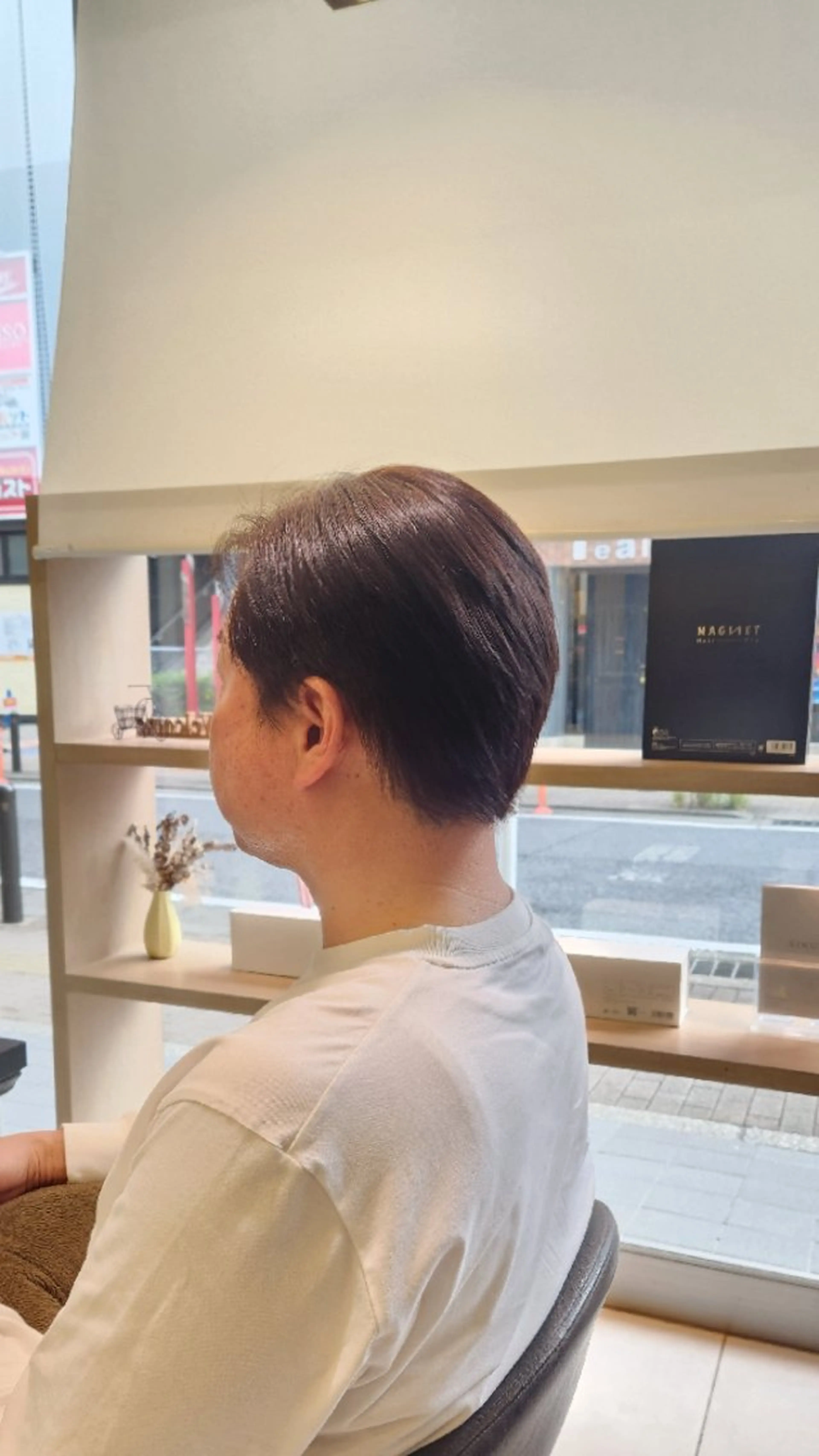 カラー 大矢 安純のヘアスタイル