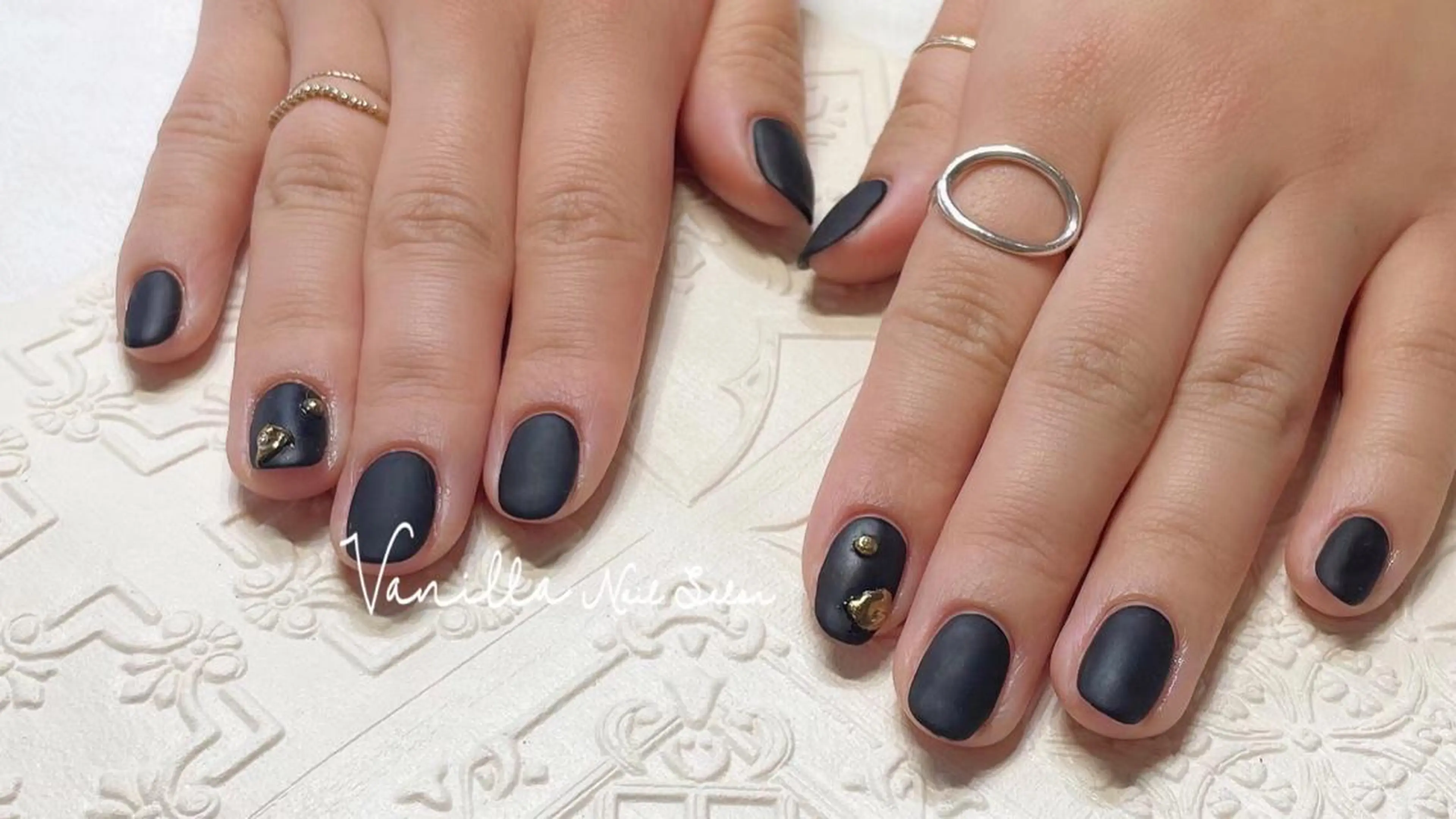 ネイル マットネイル ハンドネイル Vanilla nail salonのネイルデザイン