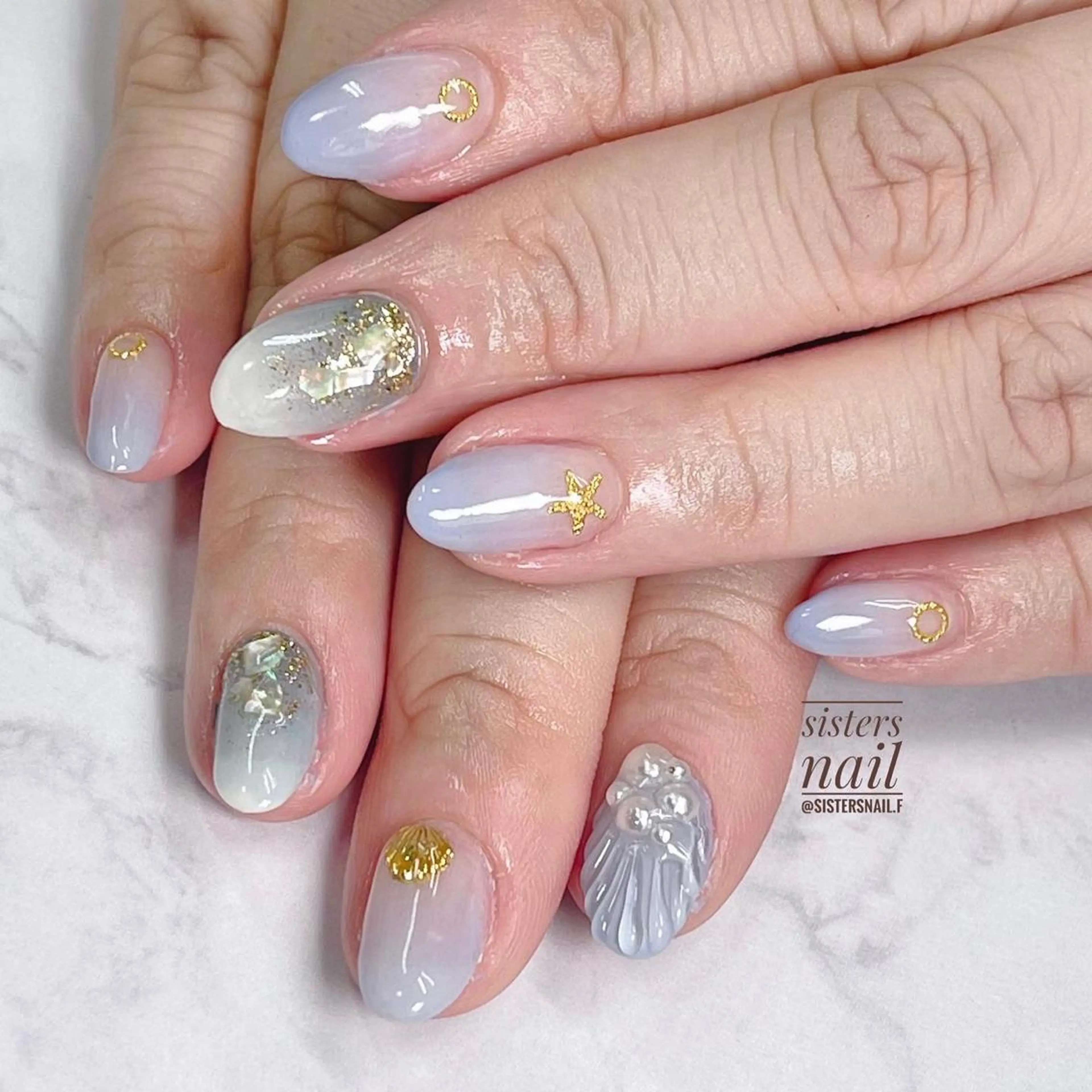 ネイル アートネイル ブルー ニュアンスネイル パステルネイル ぷっくりネイル sisters nail.fのネイルデザイン