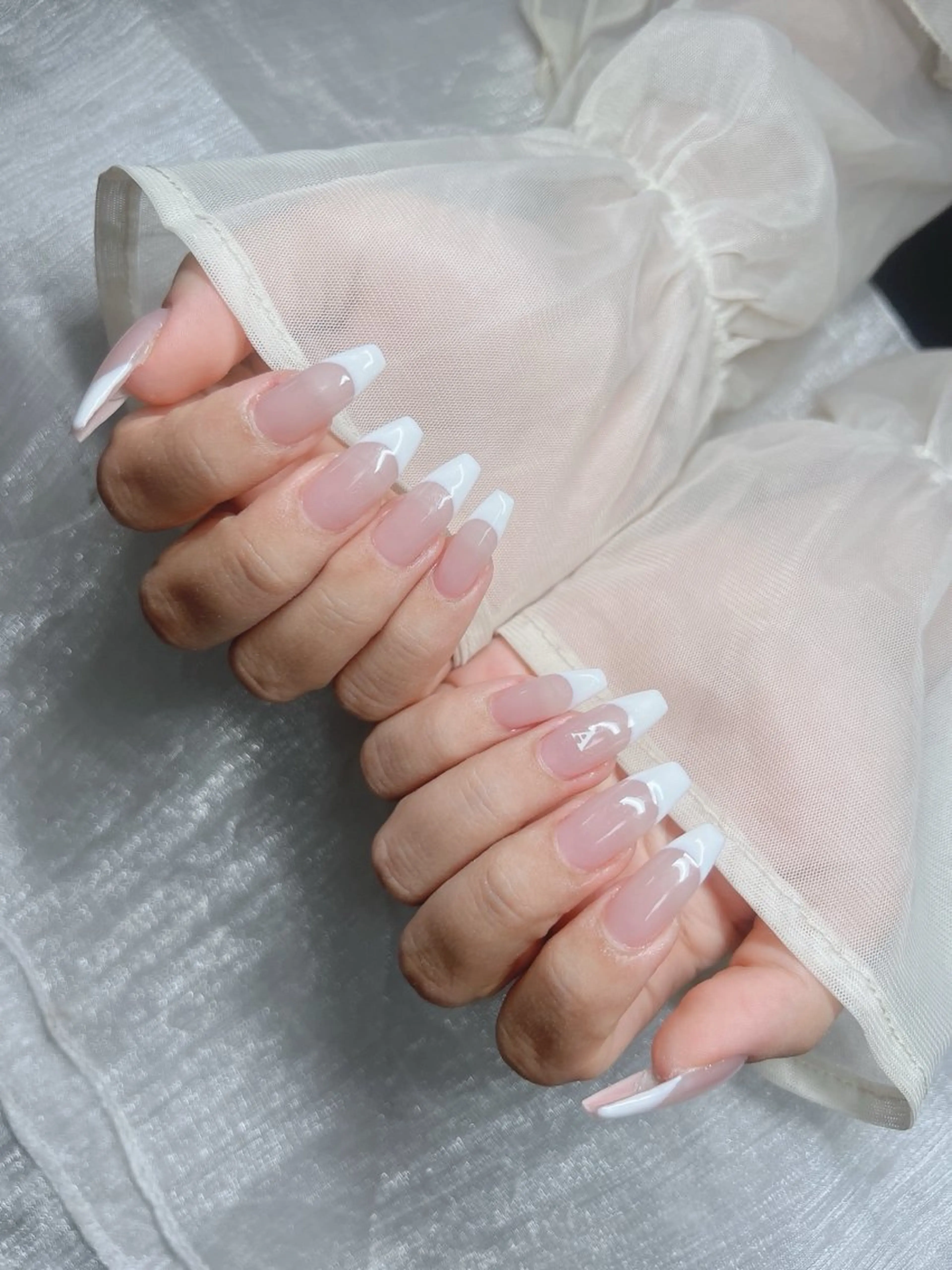 ネイル 長さ出し グラデーション キラキラネイル マグネットネイル ニュアンスネイル Lee Nails チップ長さだし専門店のネイルデザイン