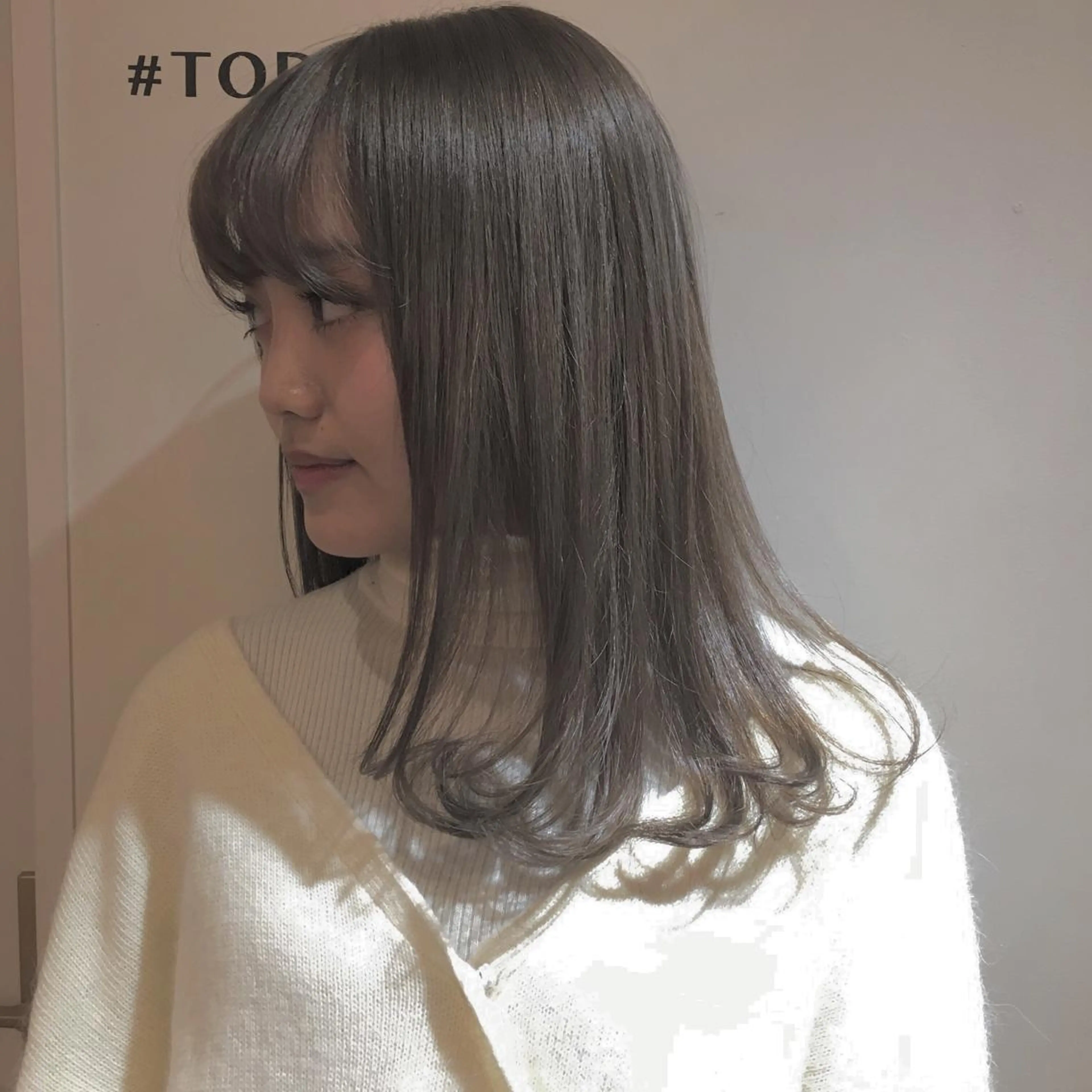 セミロング カット ヘアカラー トリートメント 🌸ハイトーン 新田　廉 🌸のヘアスタイル