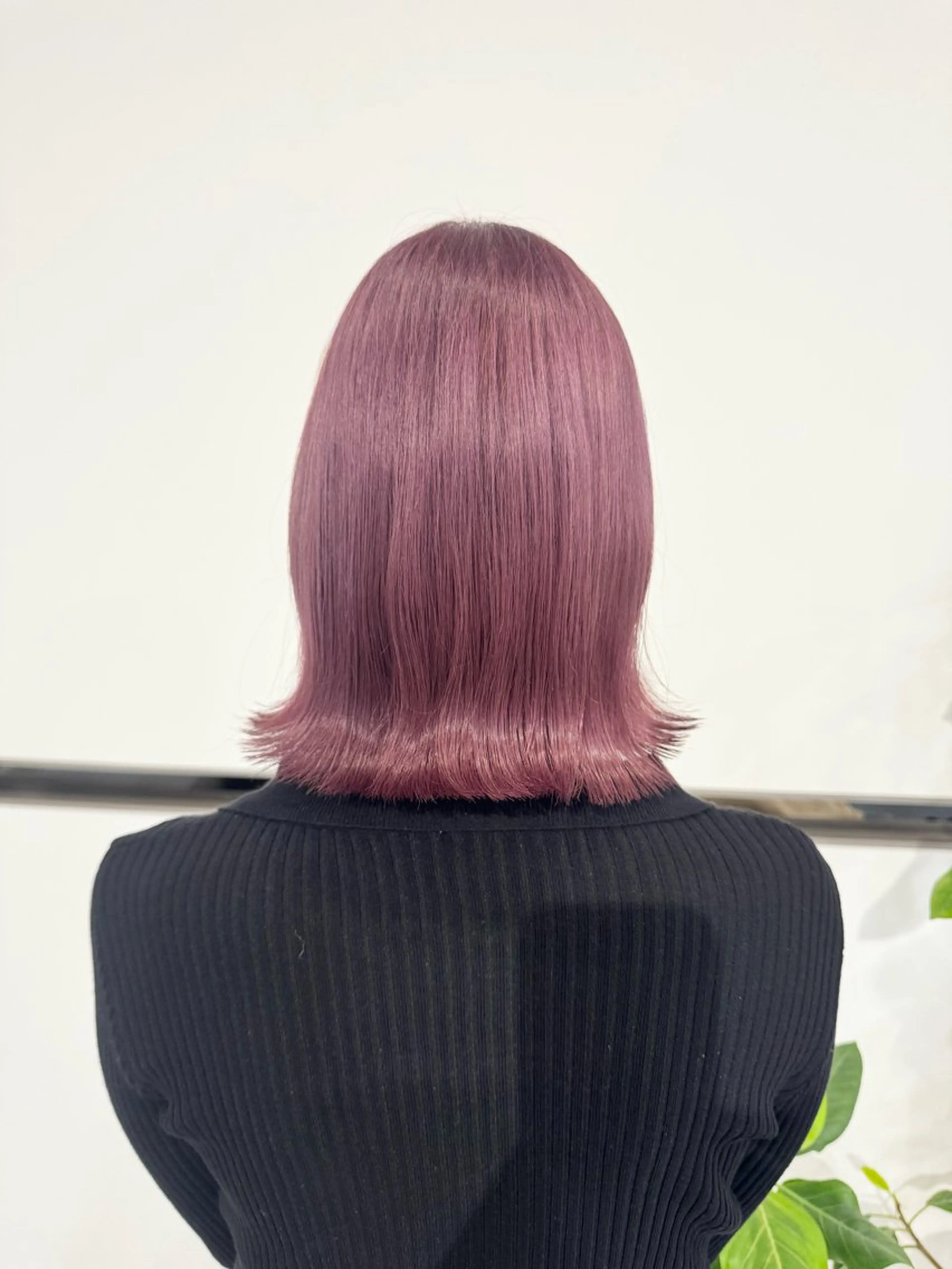 ブリーチ込みダブルカラー+カットの写真
