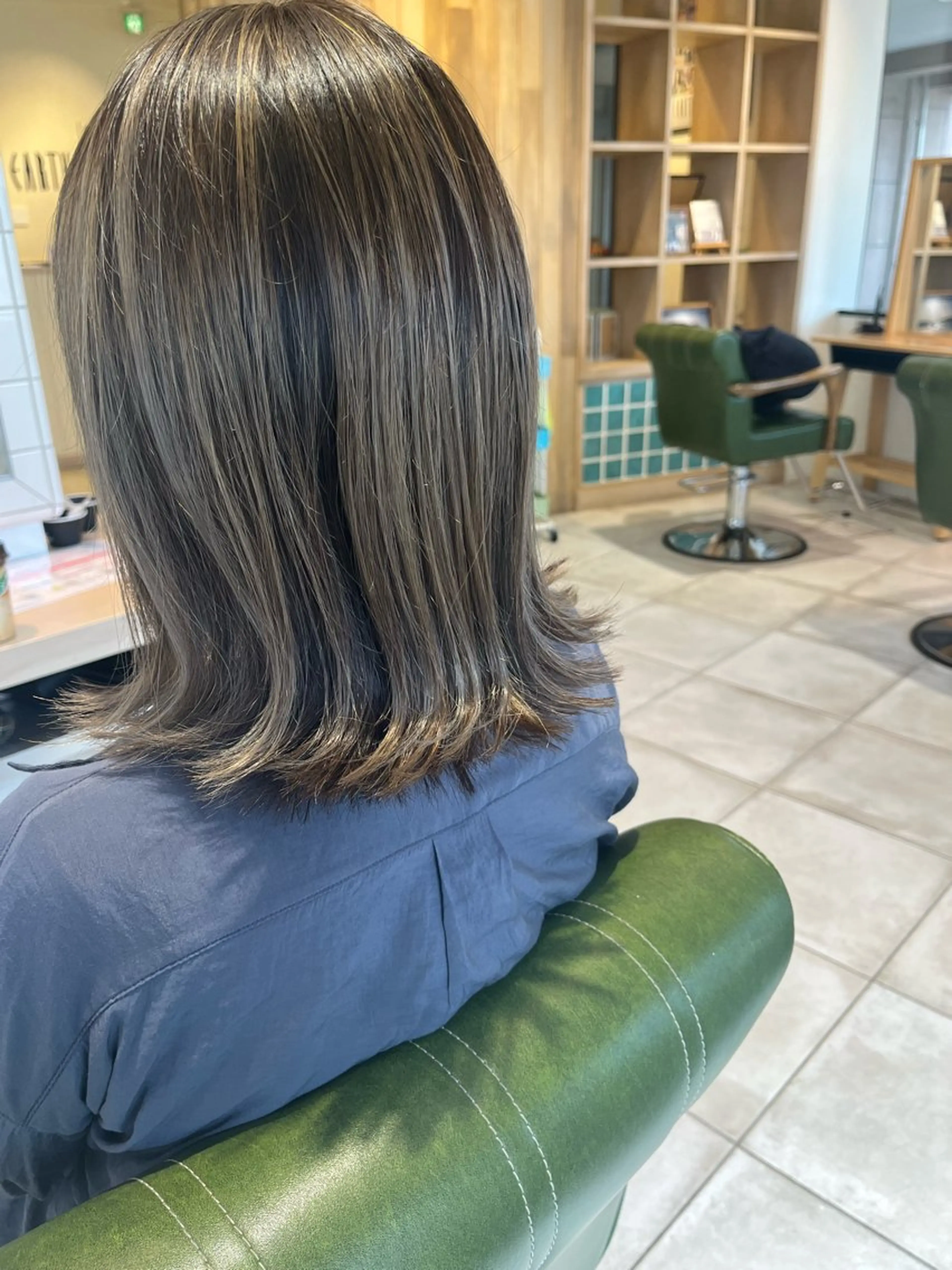 セミロング カラー カット ヘアカラー 池田 美紀のヘアスタイル