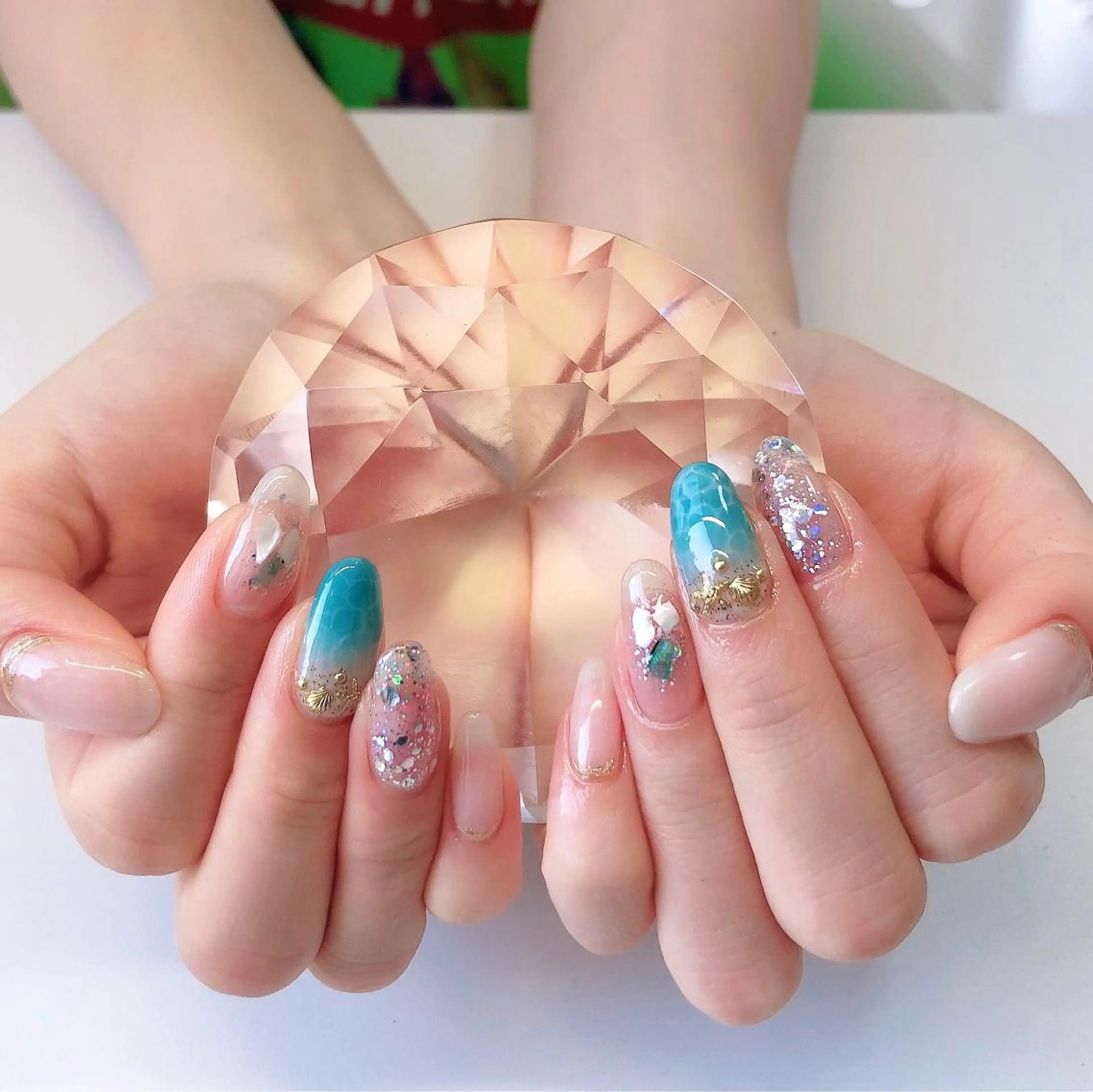 ネイル ハンドネイル 片平 恭子のマツエク・マツパデザイン