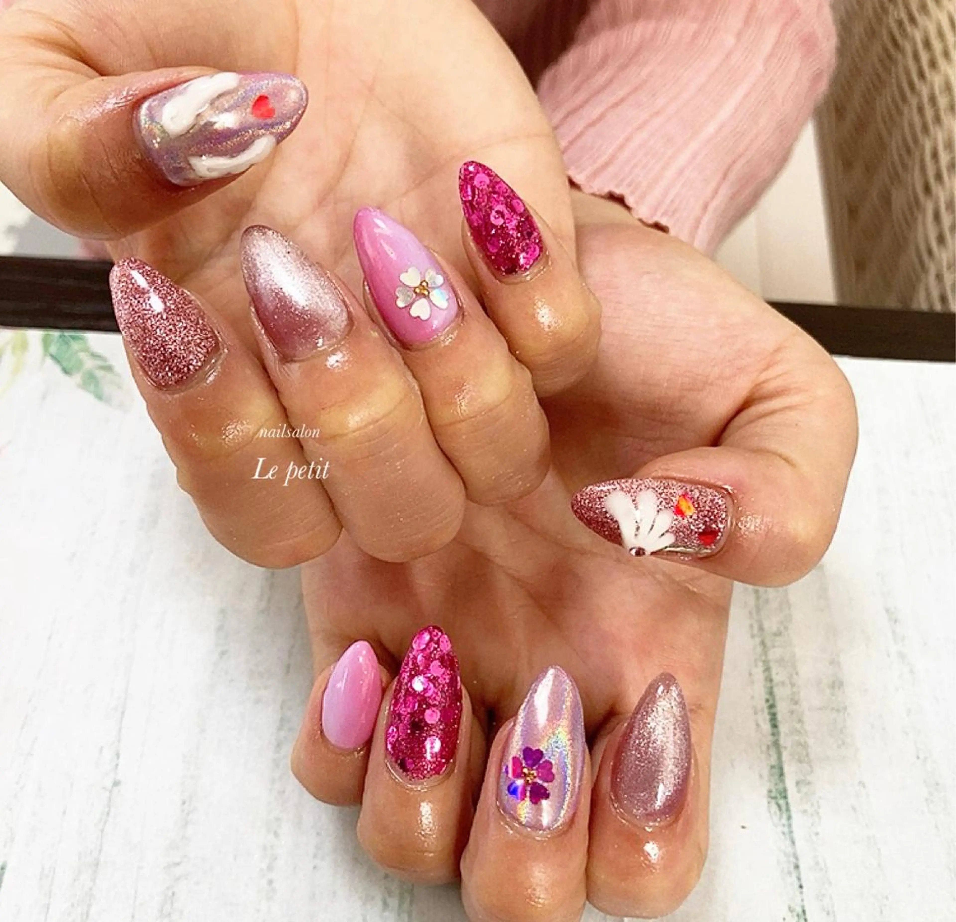 ネイル 石野 広佳のネイルデザイン