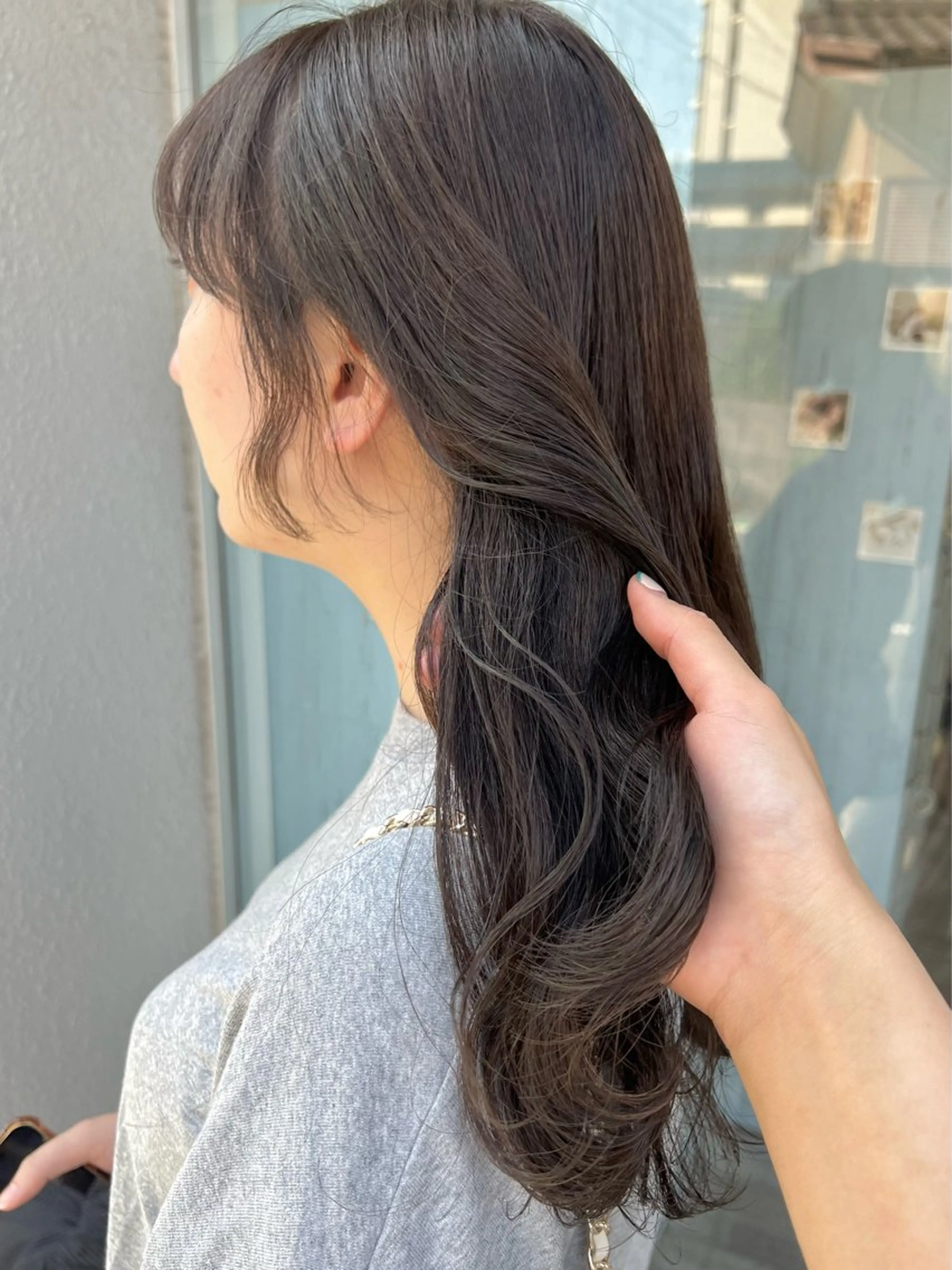 セミロング 透明感カラー Hikariのヘアスタイル