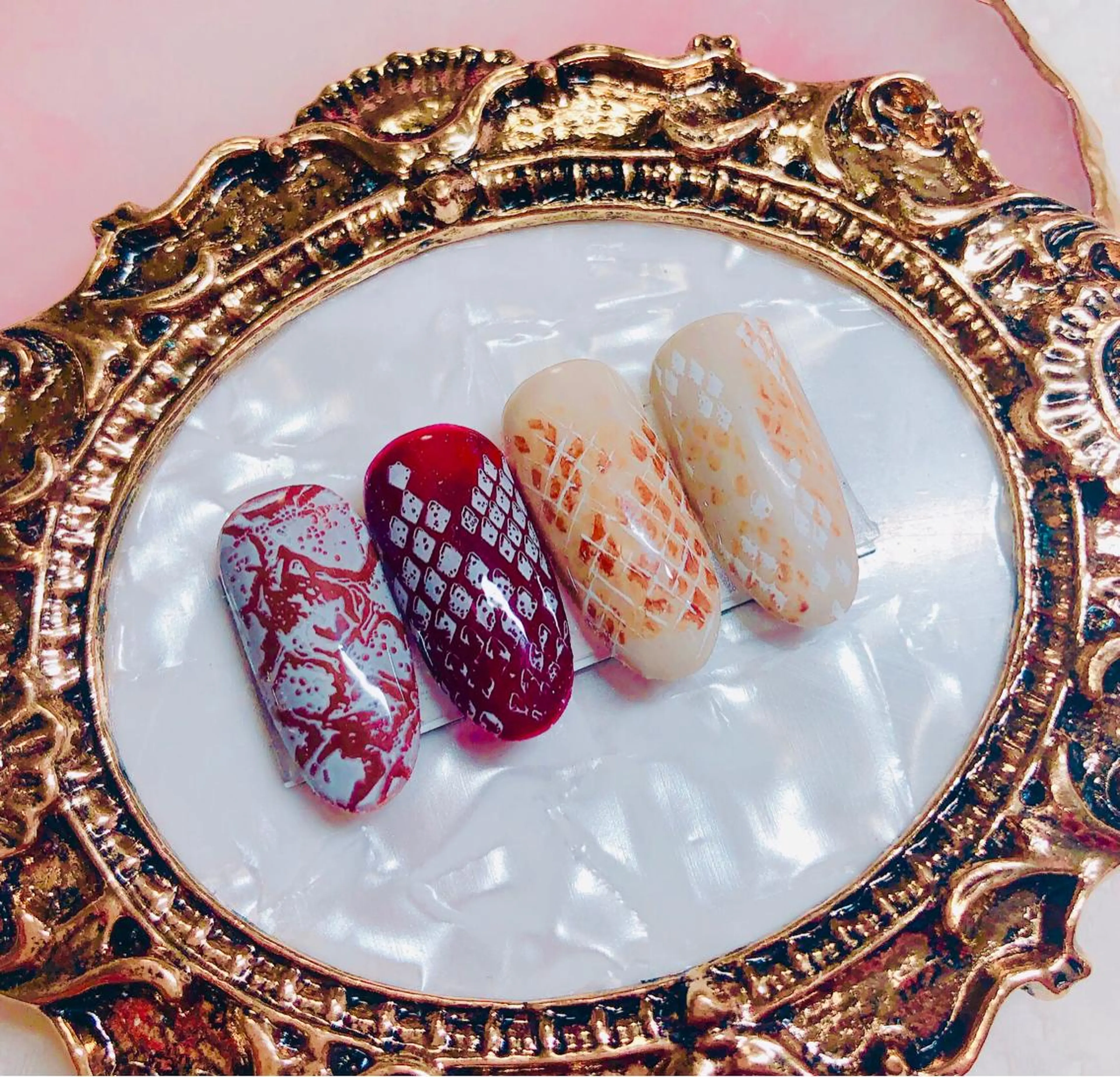 ネイル アートネイル CROWN プライベートサロンのネイルデザイン