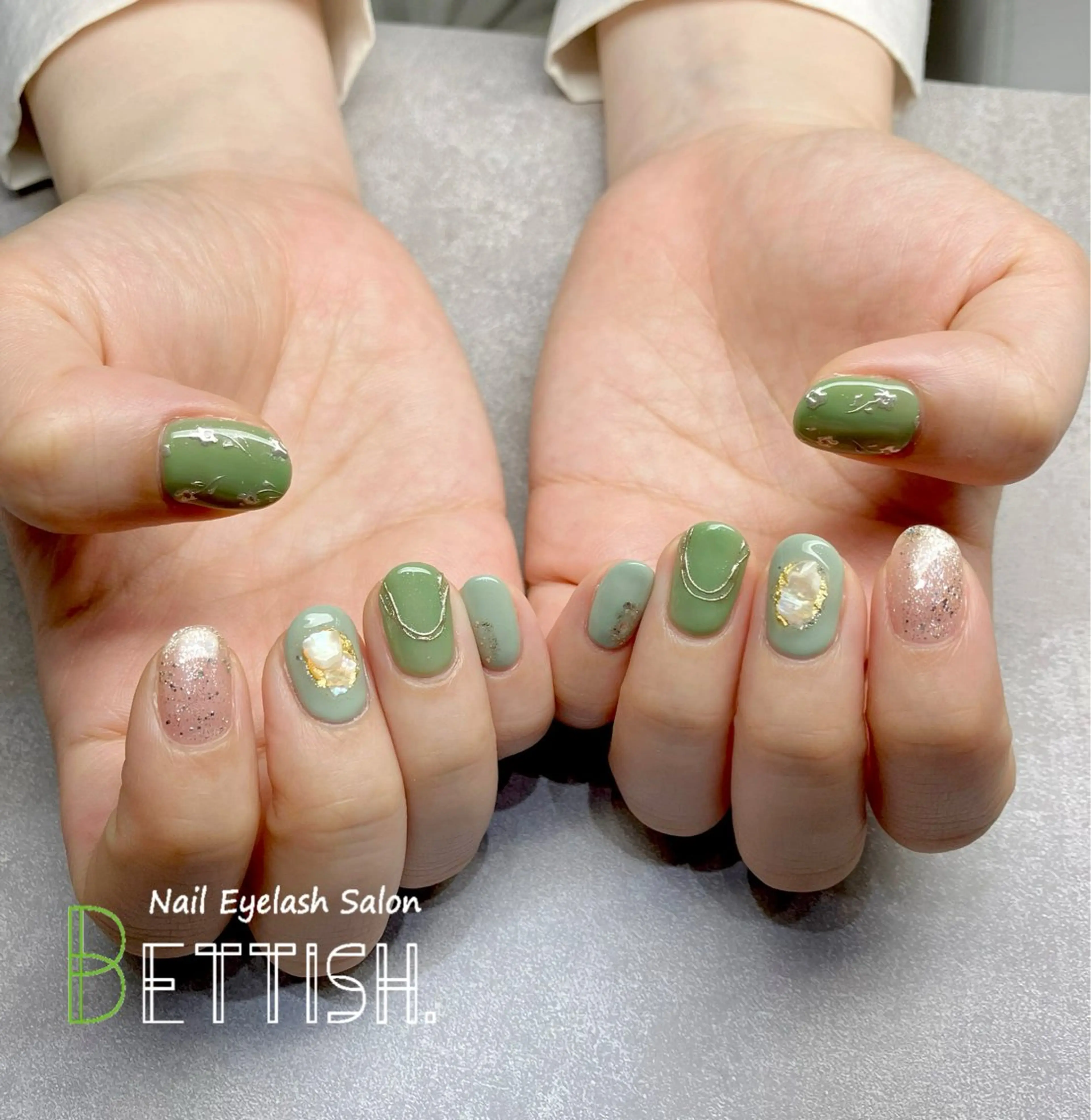 ネイル グリーン BETTISH. KUMIKO☺︎︎のネイルデザイン