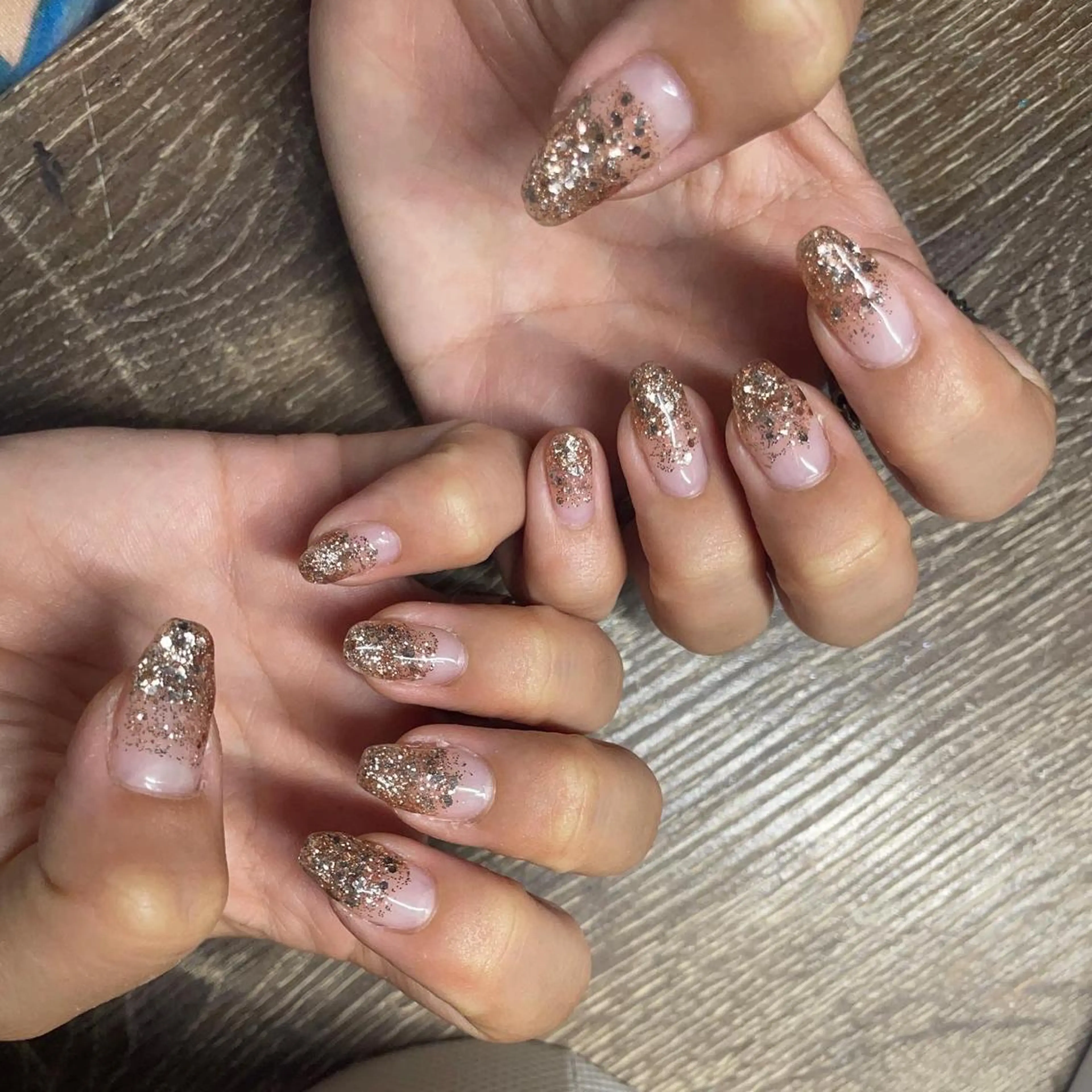 ロング see love gritterのネイルデザイン