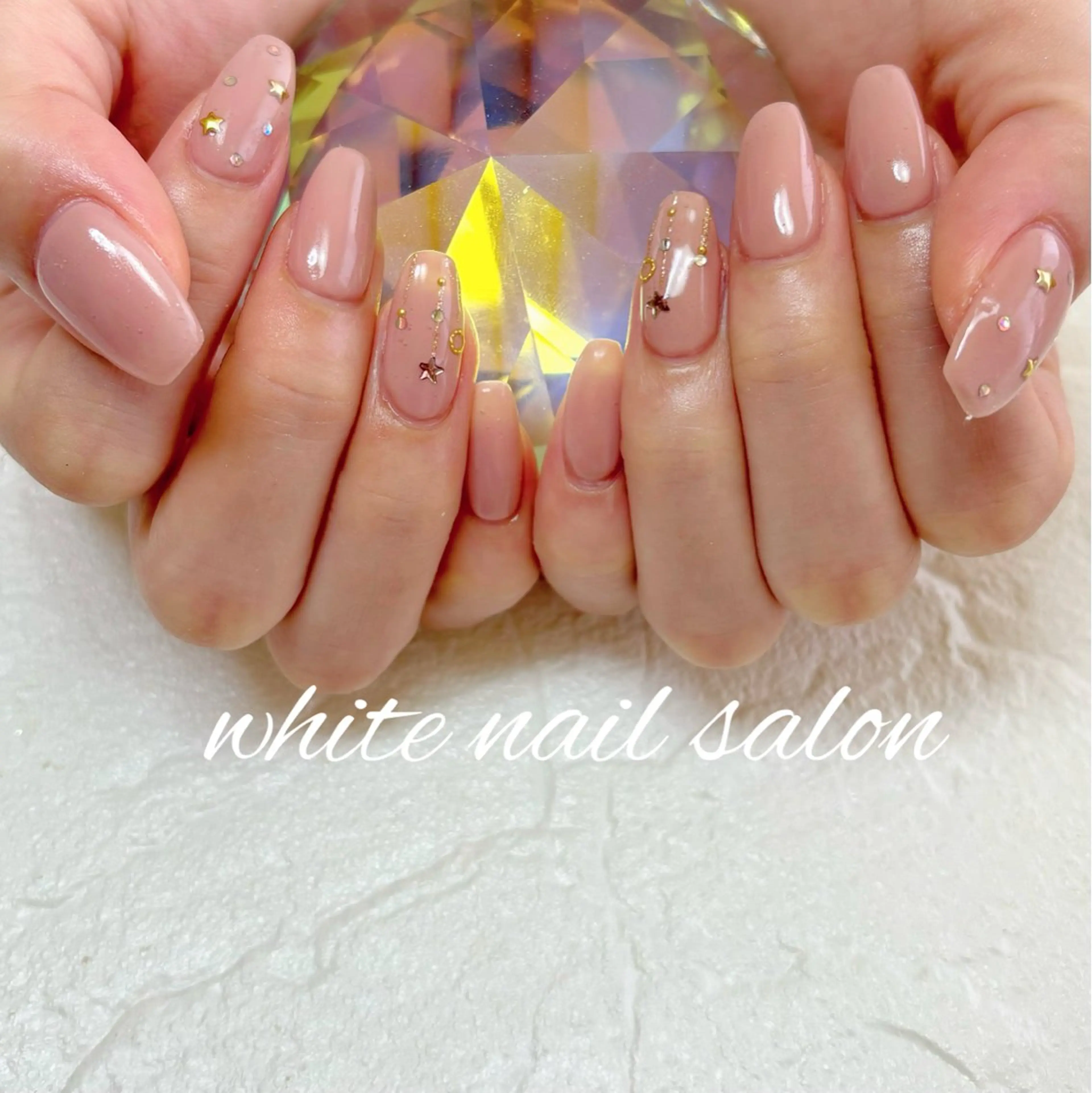 ネイル ホワイト ハンドネイル white nail salonのネイルデザイン