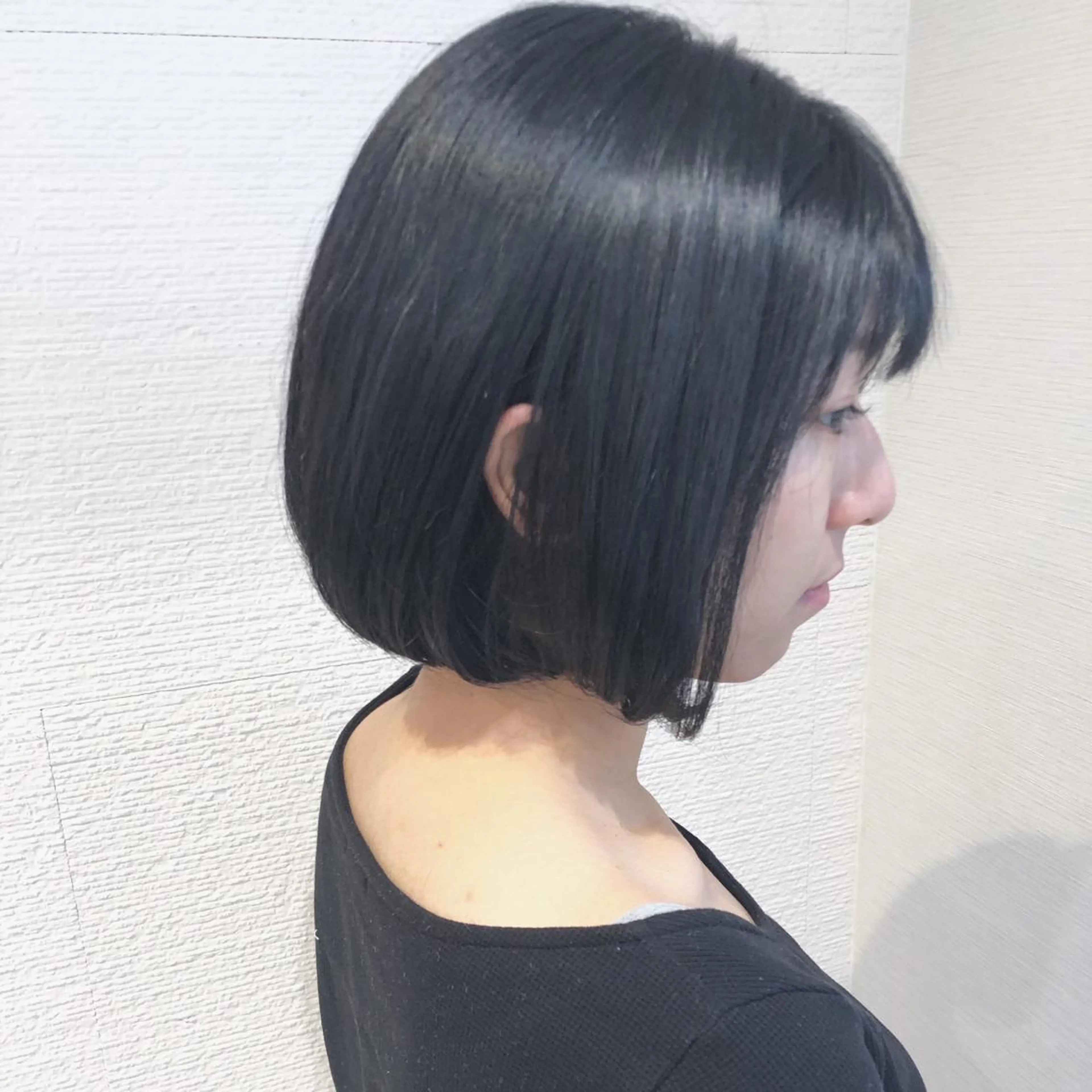 ショート 前下がりボブ ショートボブ ハンサムショート ボブ くせ毛 三鷹で1番ショート ボブをカットする新谷のヘアスタイル