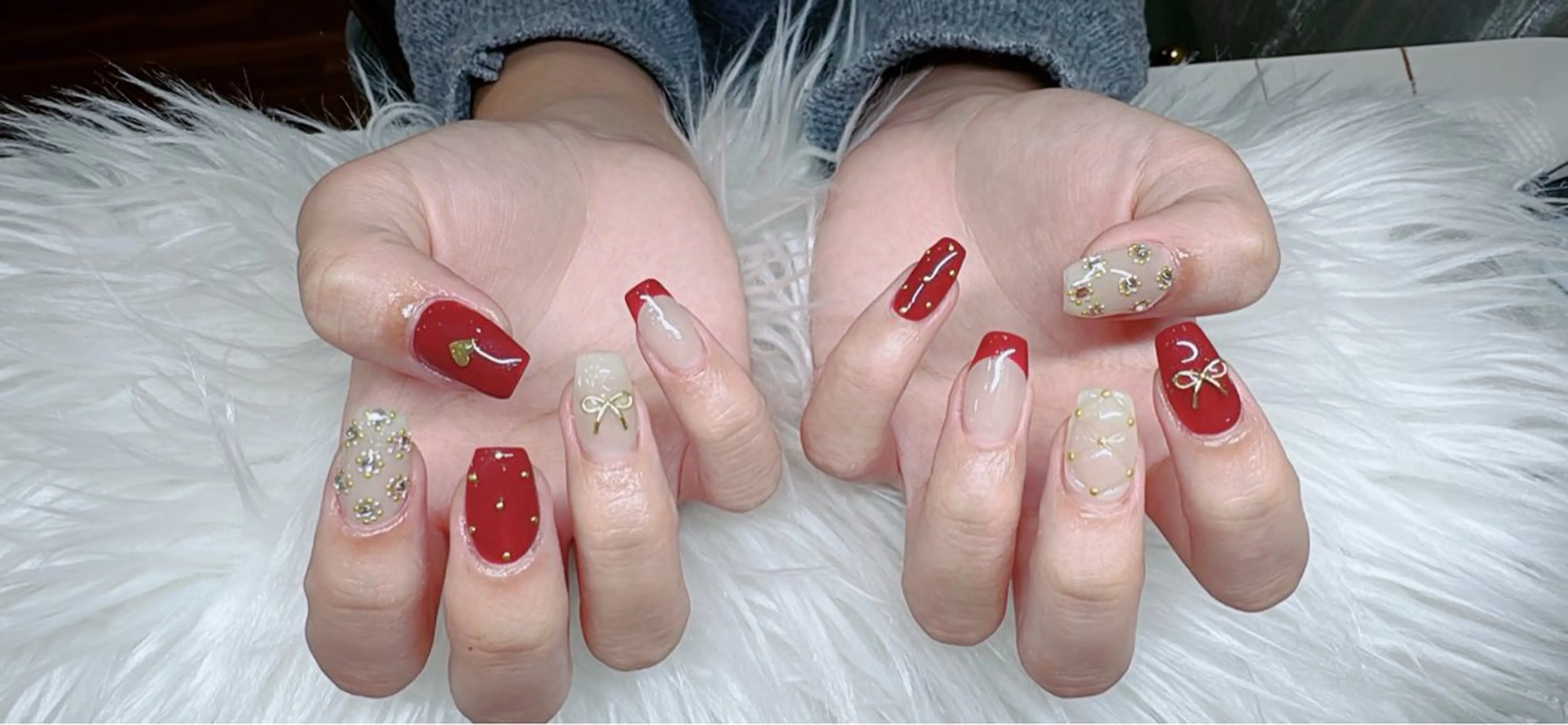 ネイル ハンドネイル ハンドケア Moon Nail ナナのネイルデザイン