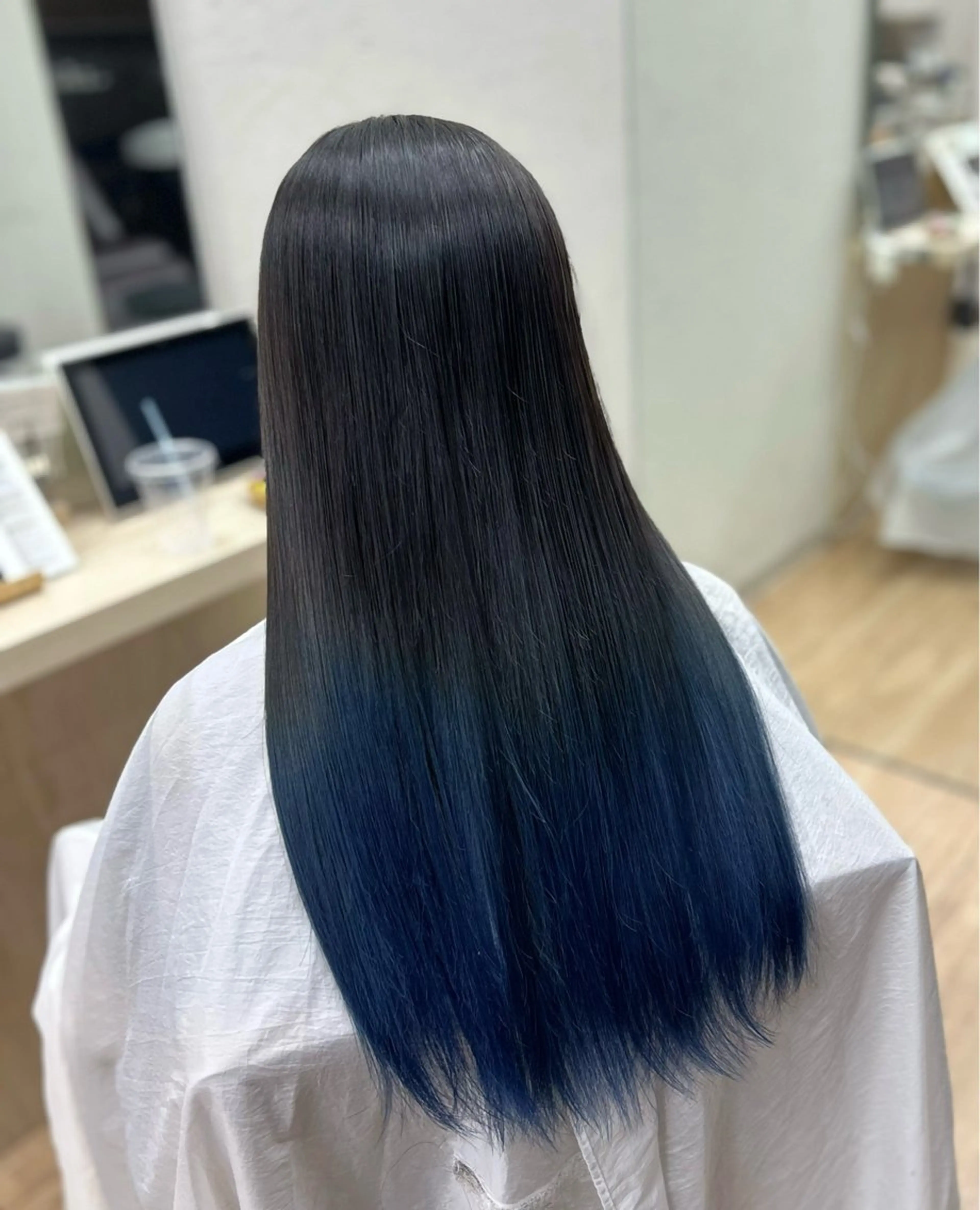 ロング カラー 小林 円香のヘアスタイル