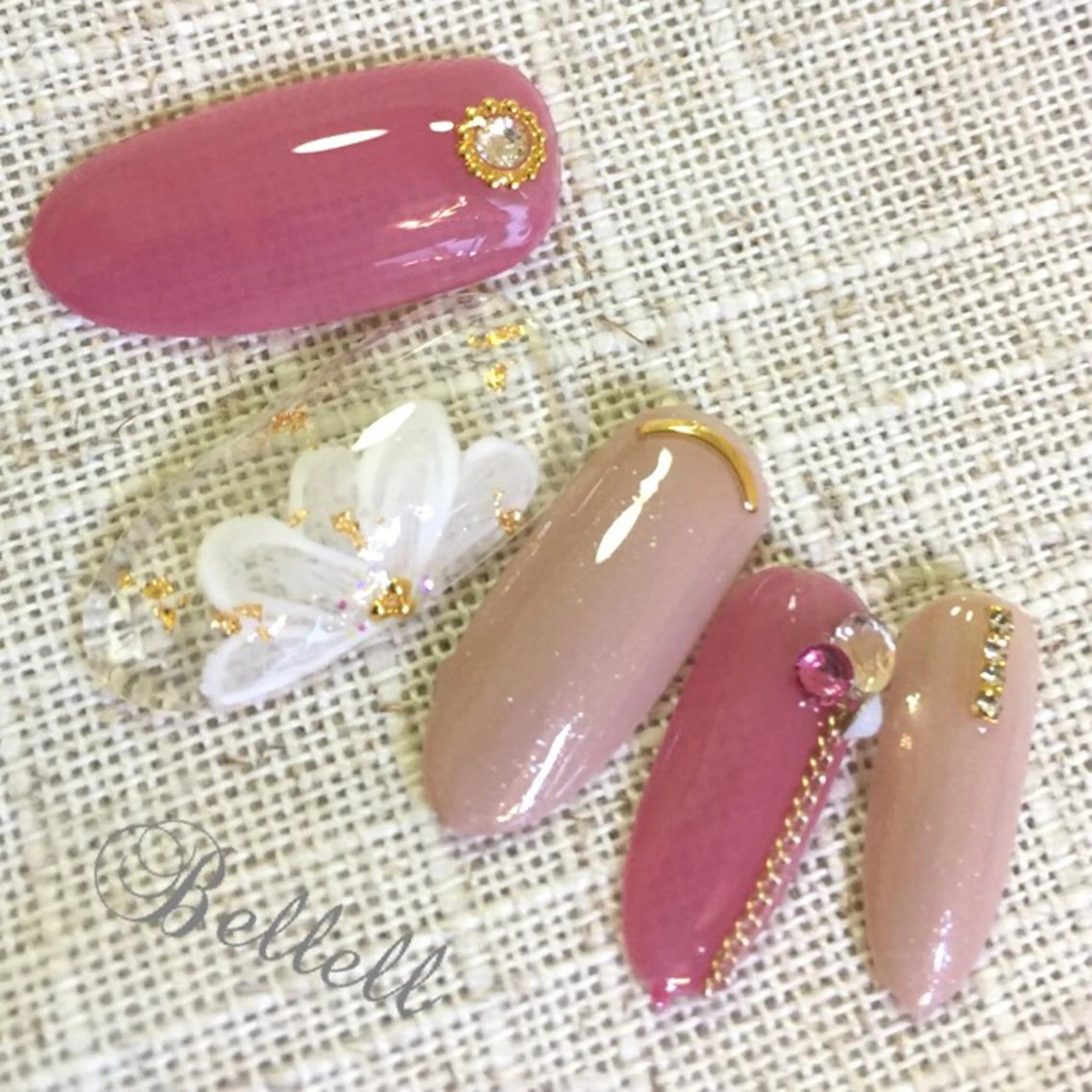 ネイル 青木 綾子のネイルデザイン