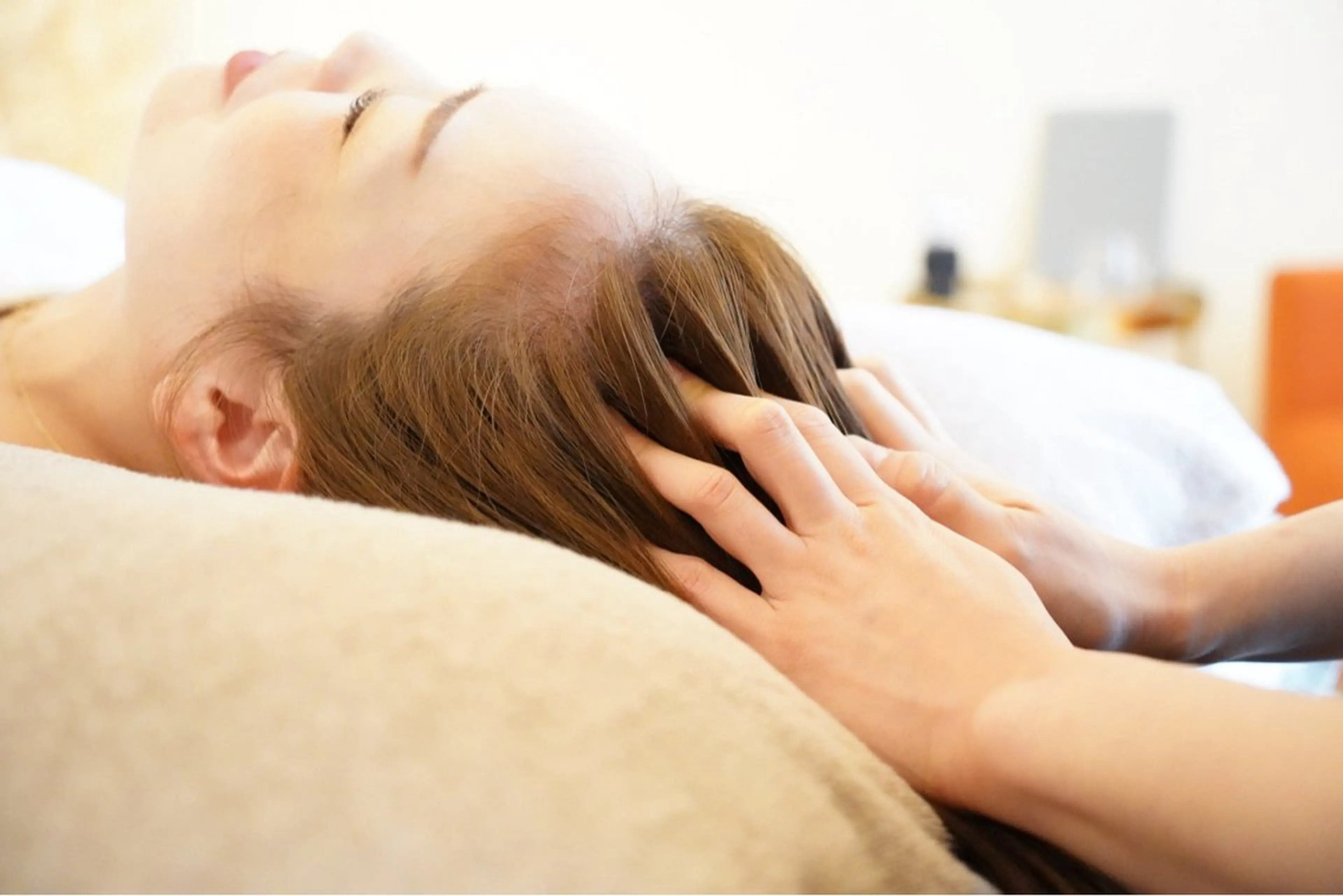 とろけるドライヘッドスパ (足湯付き)60分の写真