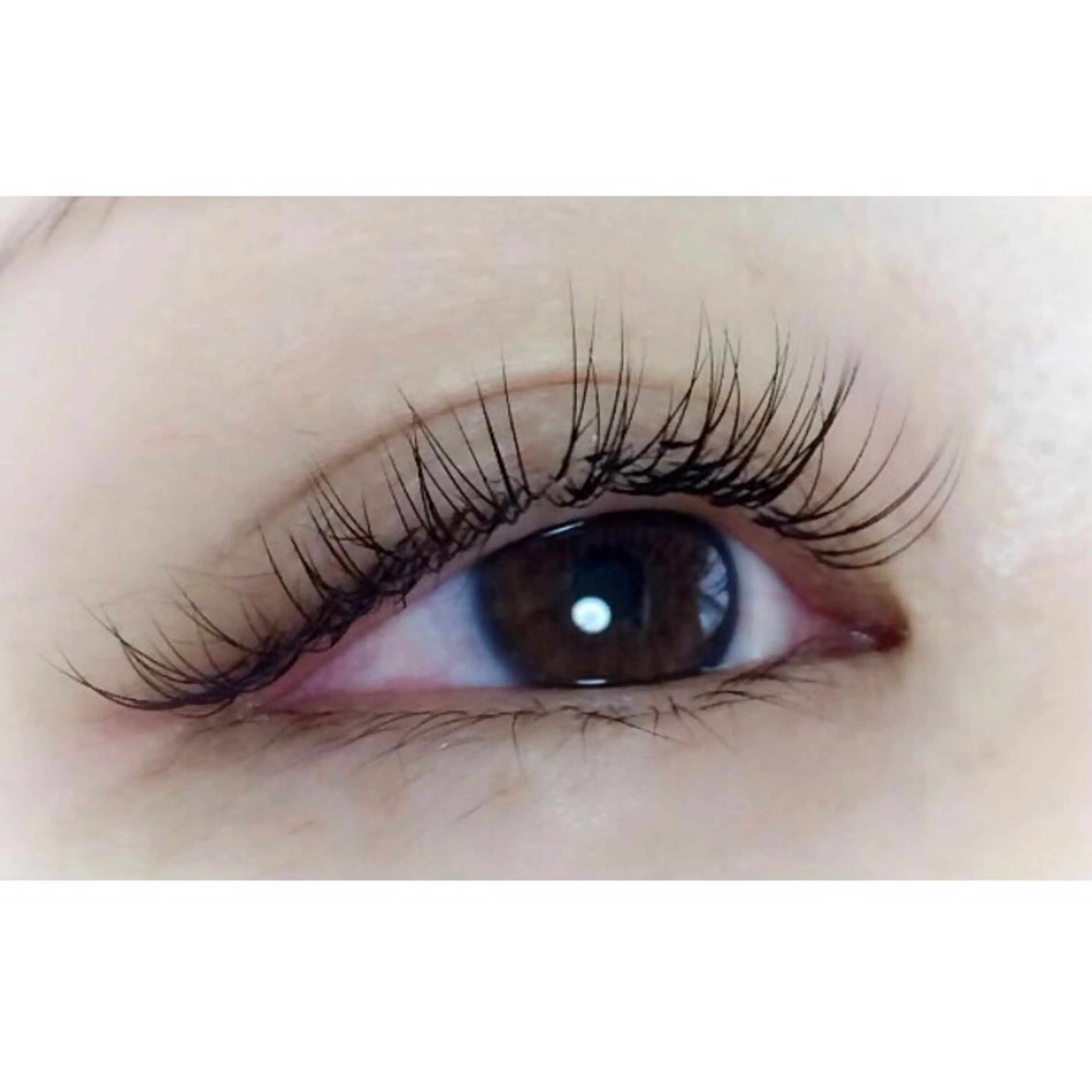 マツエク80本ヒアルロン酸パック付き4600円(大人女性のお目元のお悩みを解決に近づけます)束間なしの自然な仕上がりの写真