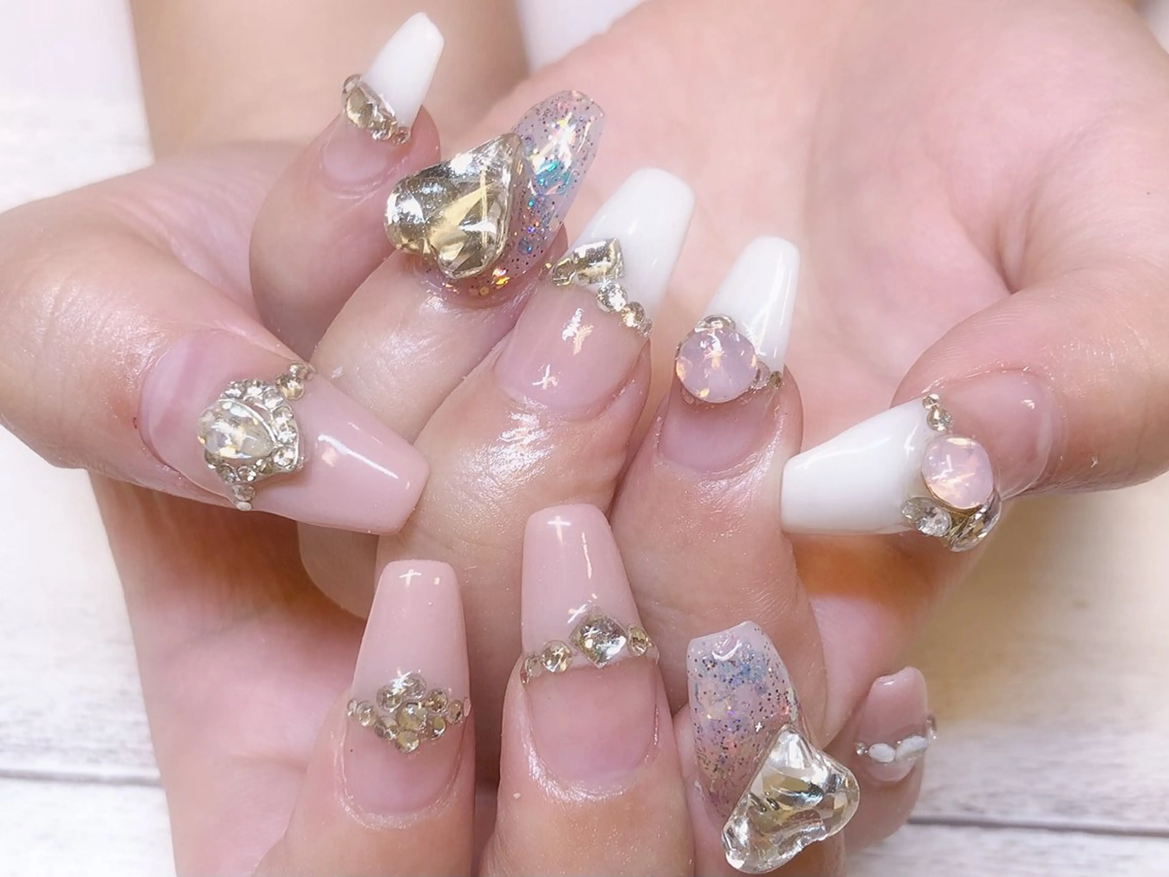 ネイル ハンドネイル Rグループ felizのネイルデザイン