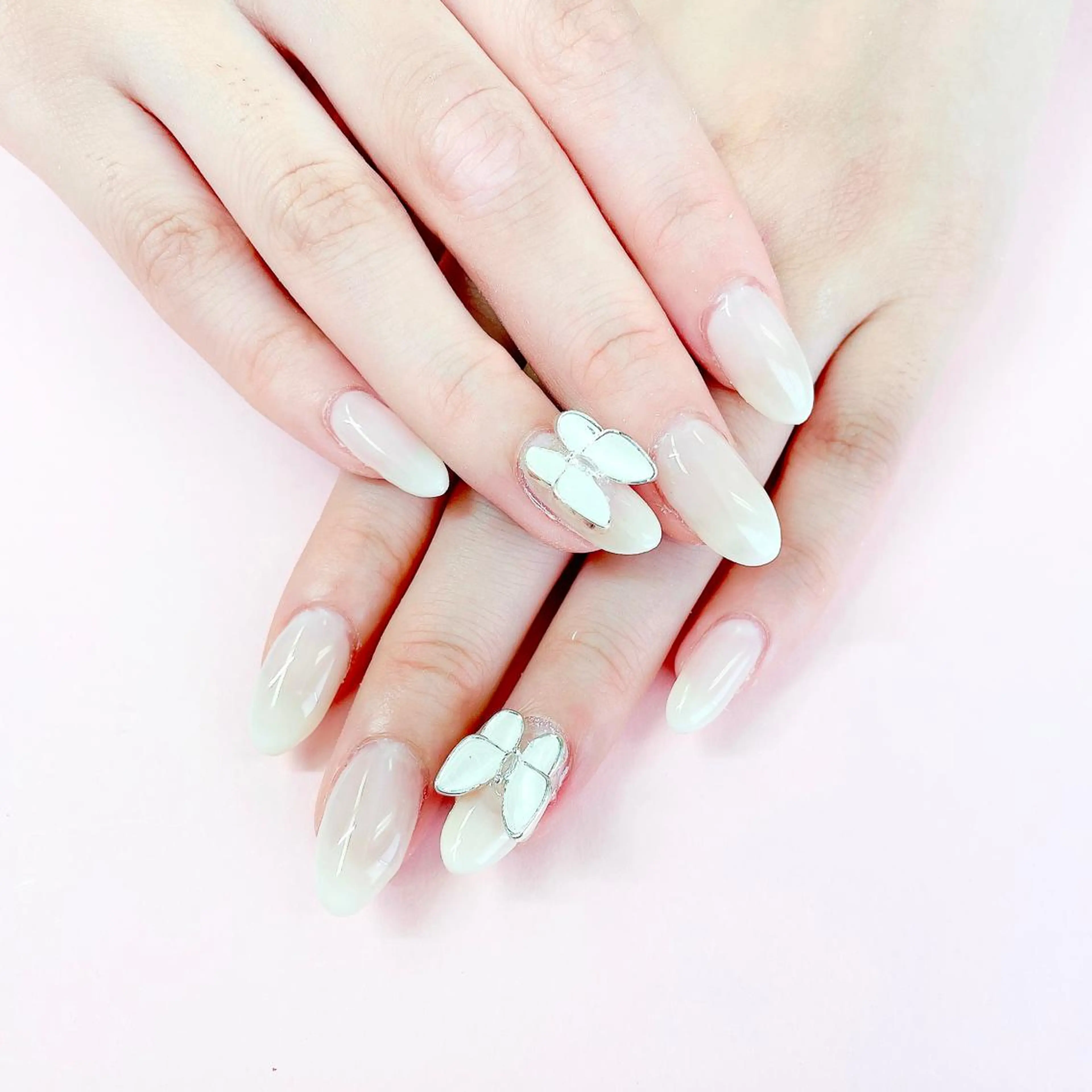 ネイル ハンドネイル 大阪福島韓国束感まつ げ Sayaka🤍のマツエク・マツパデザイン