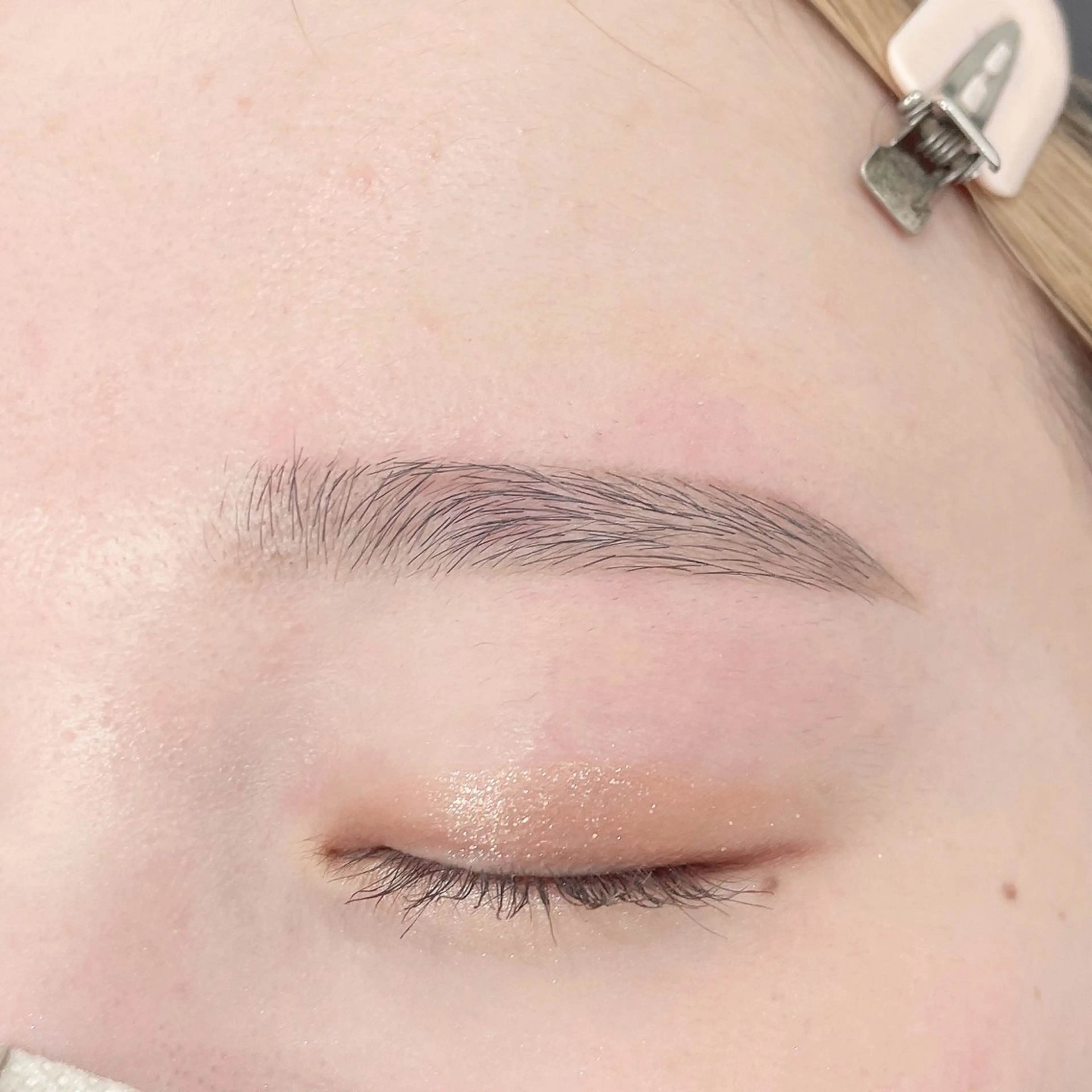 アイブロウ エサージュ 池袋店の眉毛・アイブロウイメージ