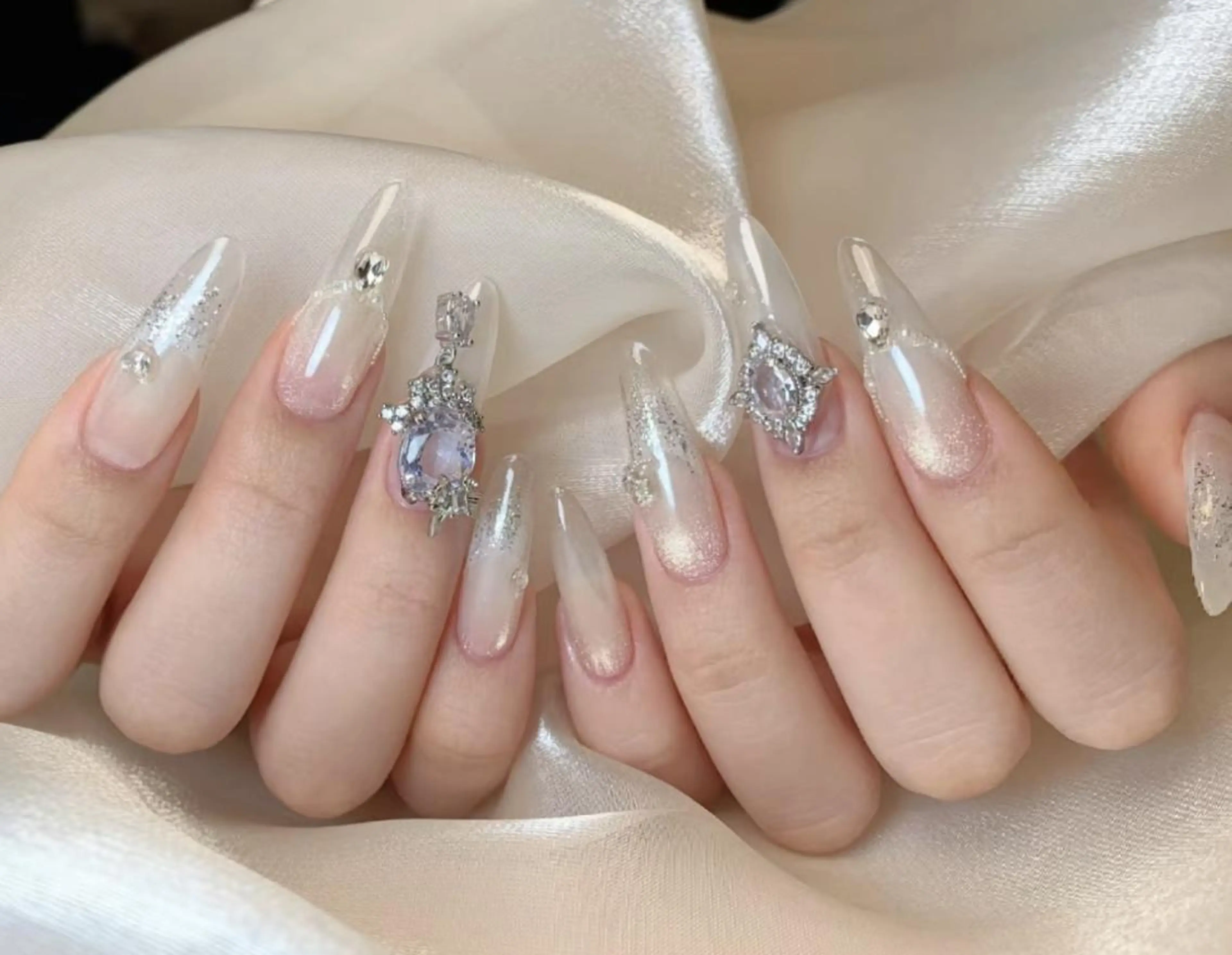 ネイル ハンドネイル ハンドケア 🍑 momo_nailのネイルデザイン