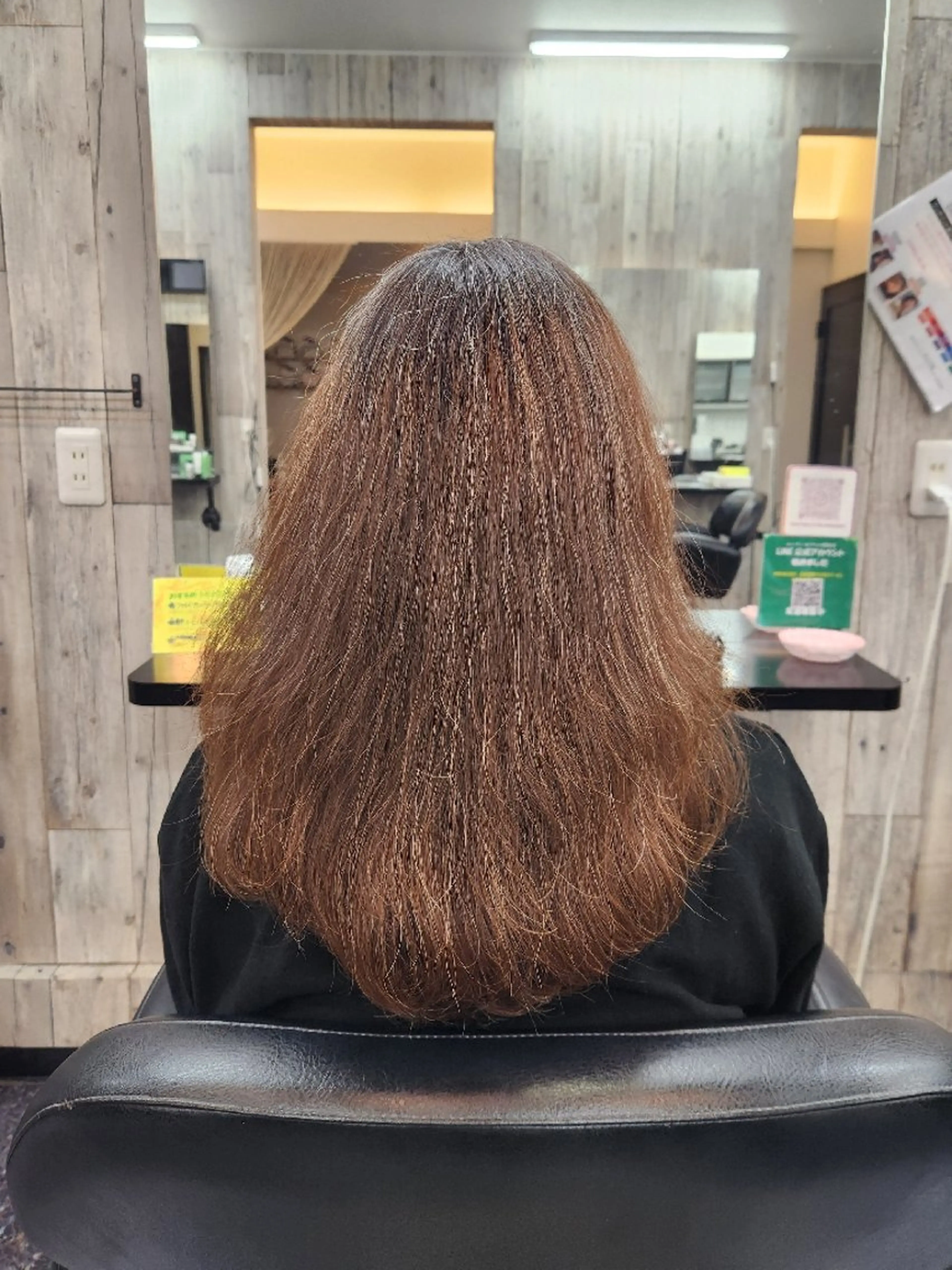 ロング 岩瀬 未来のヘアスタイル