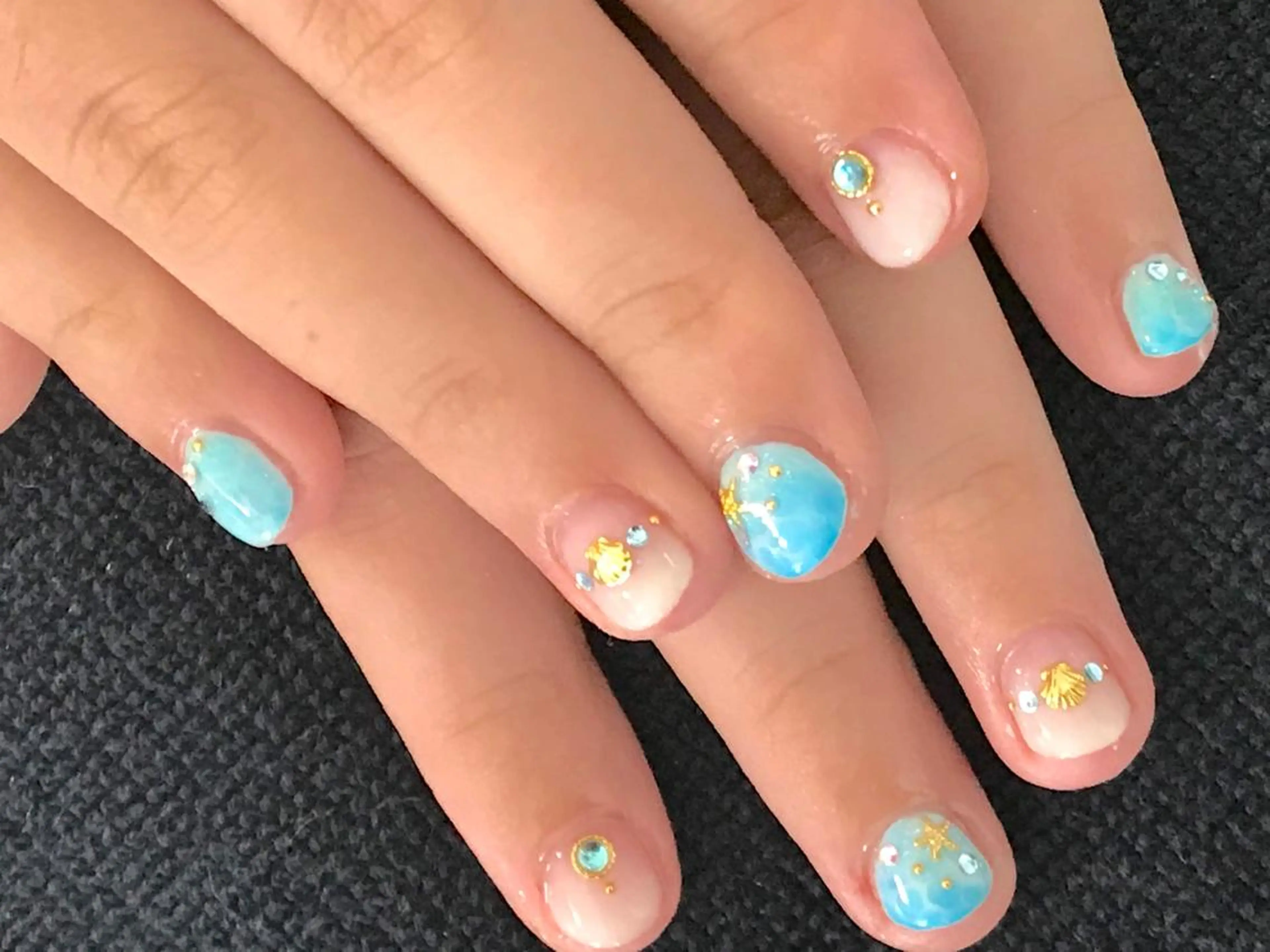 キッズ ネイル うるま市サロン Yuko Izawaのネイルデザイン