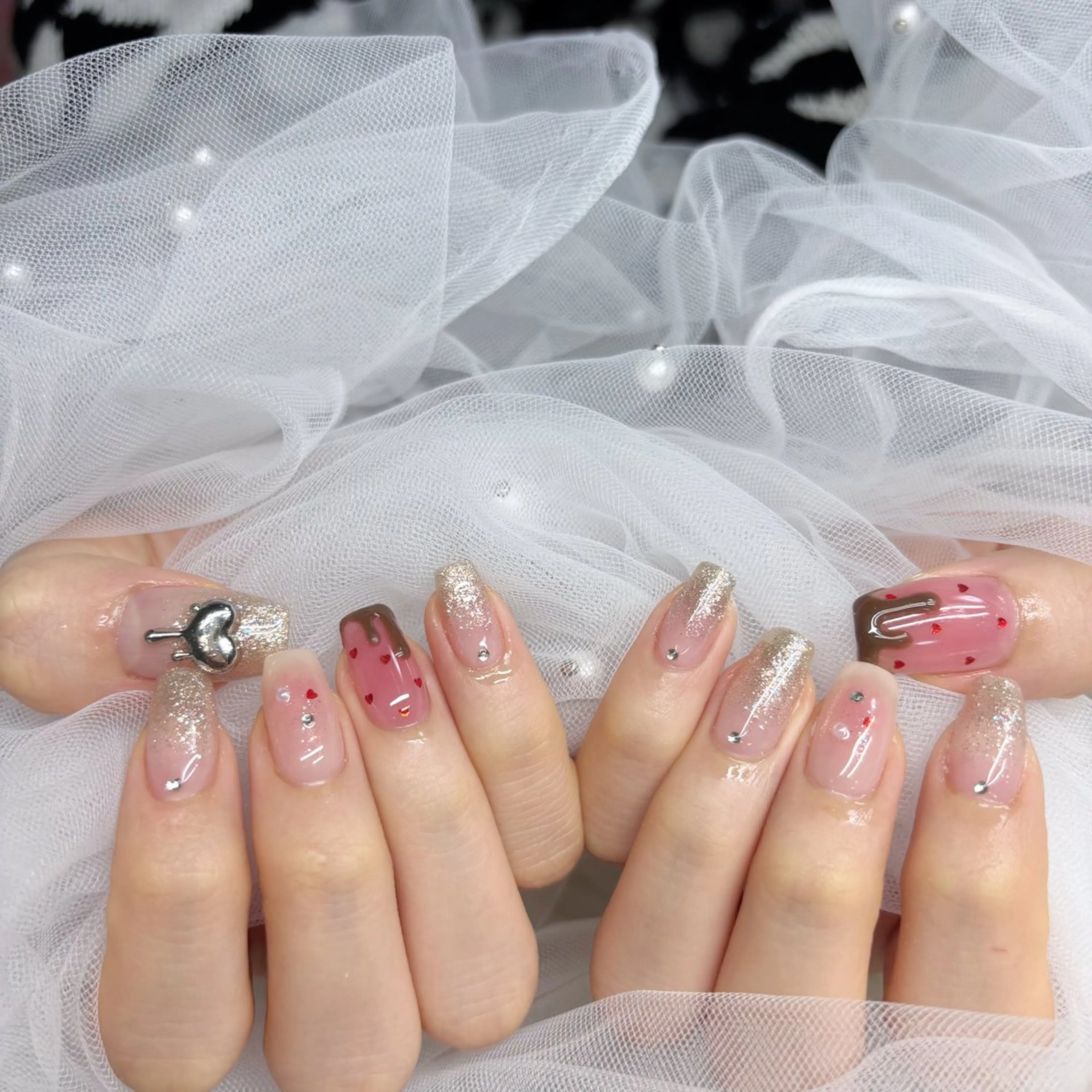 ネイル チークネイル Yappy kurumiのネイルデザイン