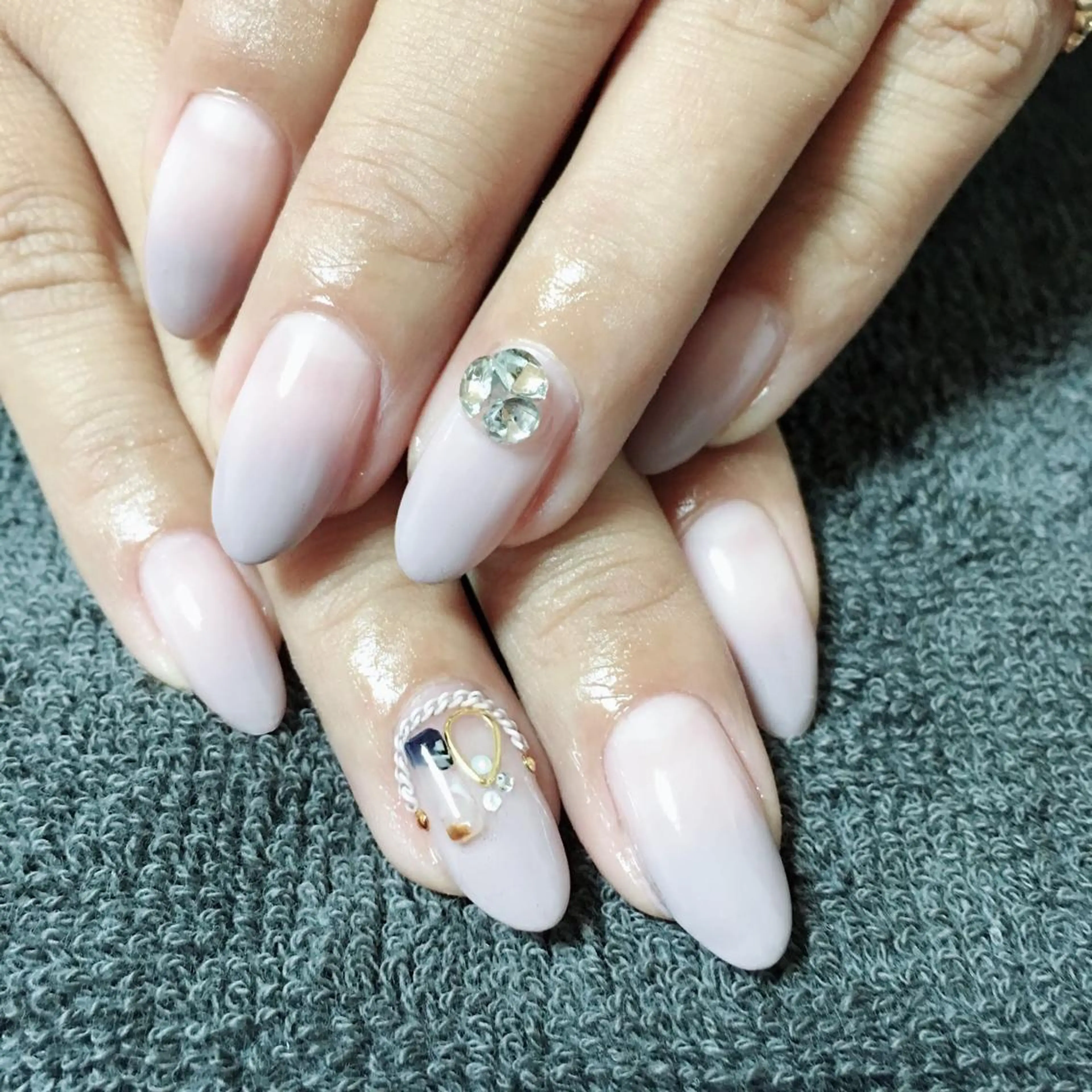 ネイル アートネイル 佐賀 有希子のネイルデザイン