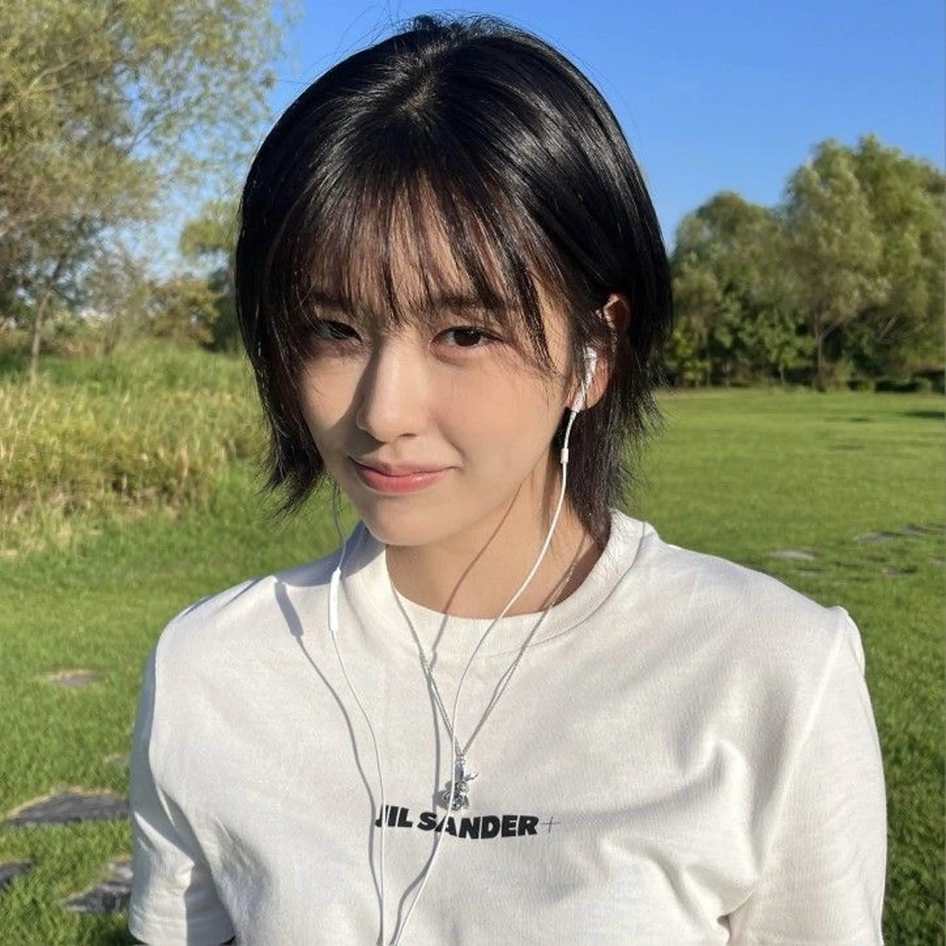 ミディアム ショートボブ ボブレイヤー ボブ レイヤーカット レイヤー・ボブ特化 無料カット✂️こうたのヘアスタイル