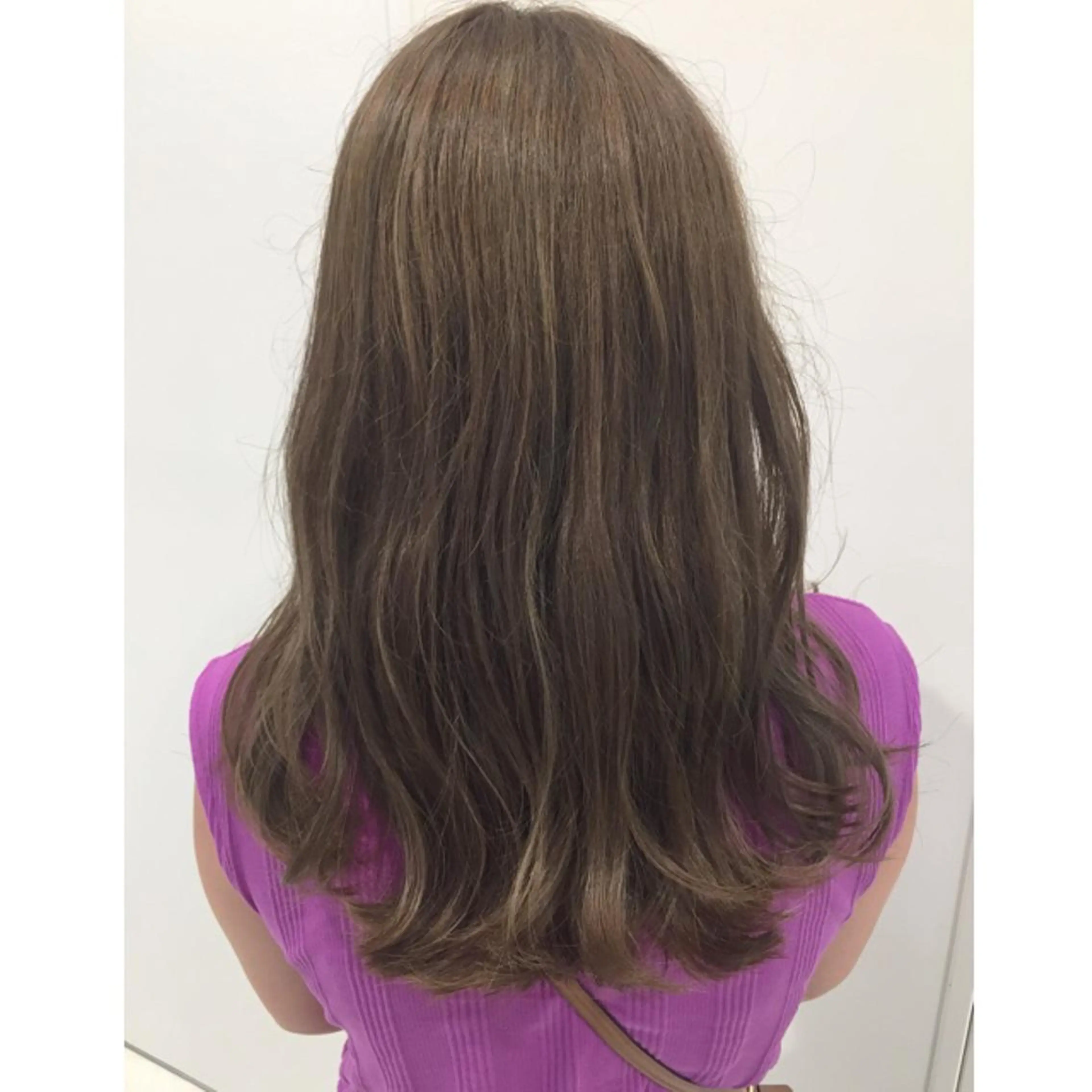ロング カラー ベージュカラー ハイライトカラー ハイライト ヘアカラー トリートメント 透明感♡︎♡︎ 佐々木早苗のヘアスタイル
