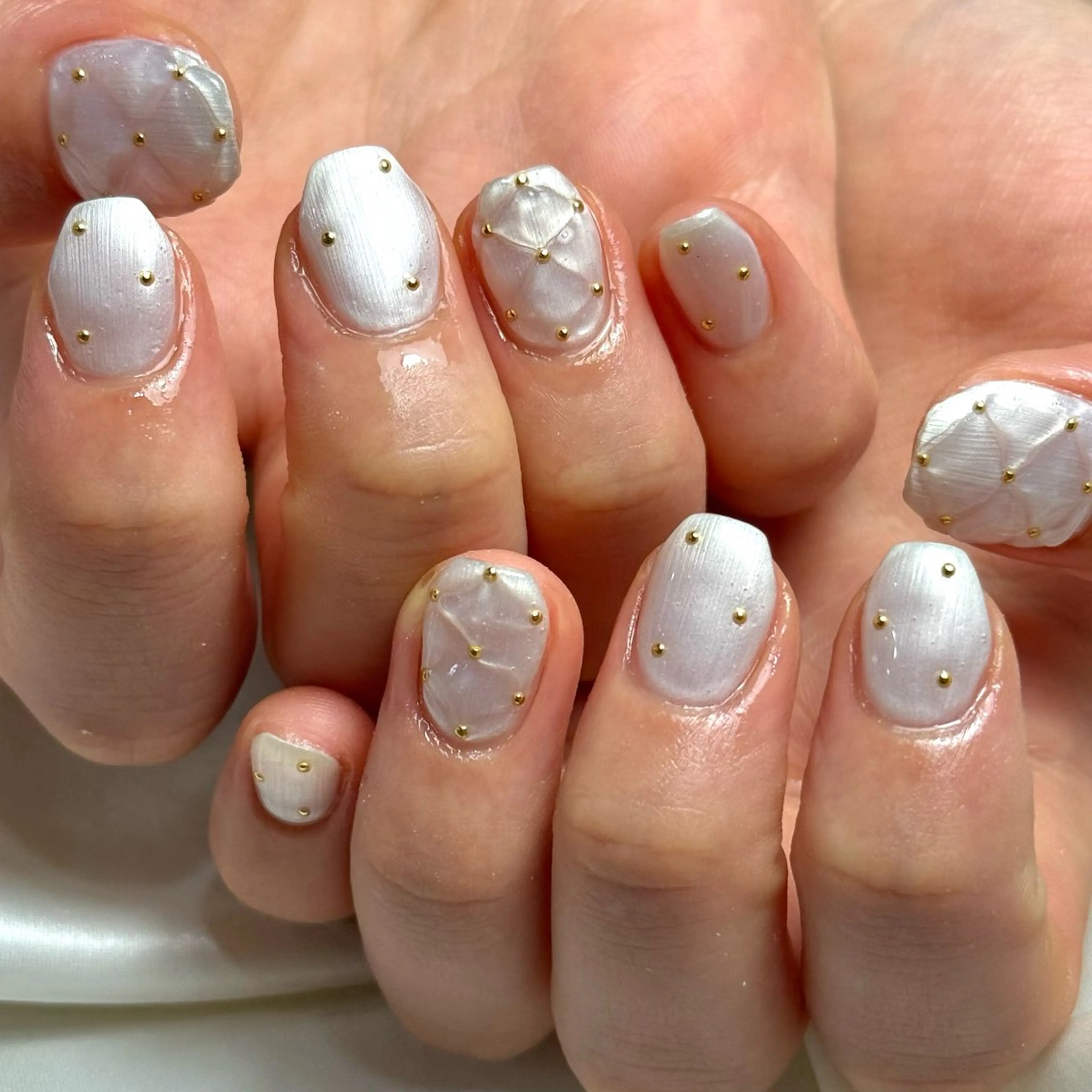 ネイル ゴールド Ray nail natsu🎀のネイルデザイン